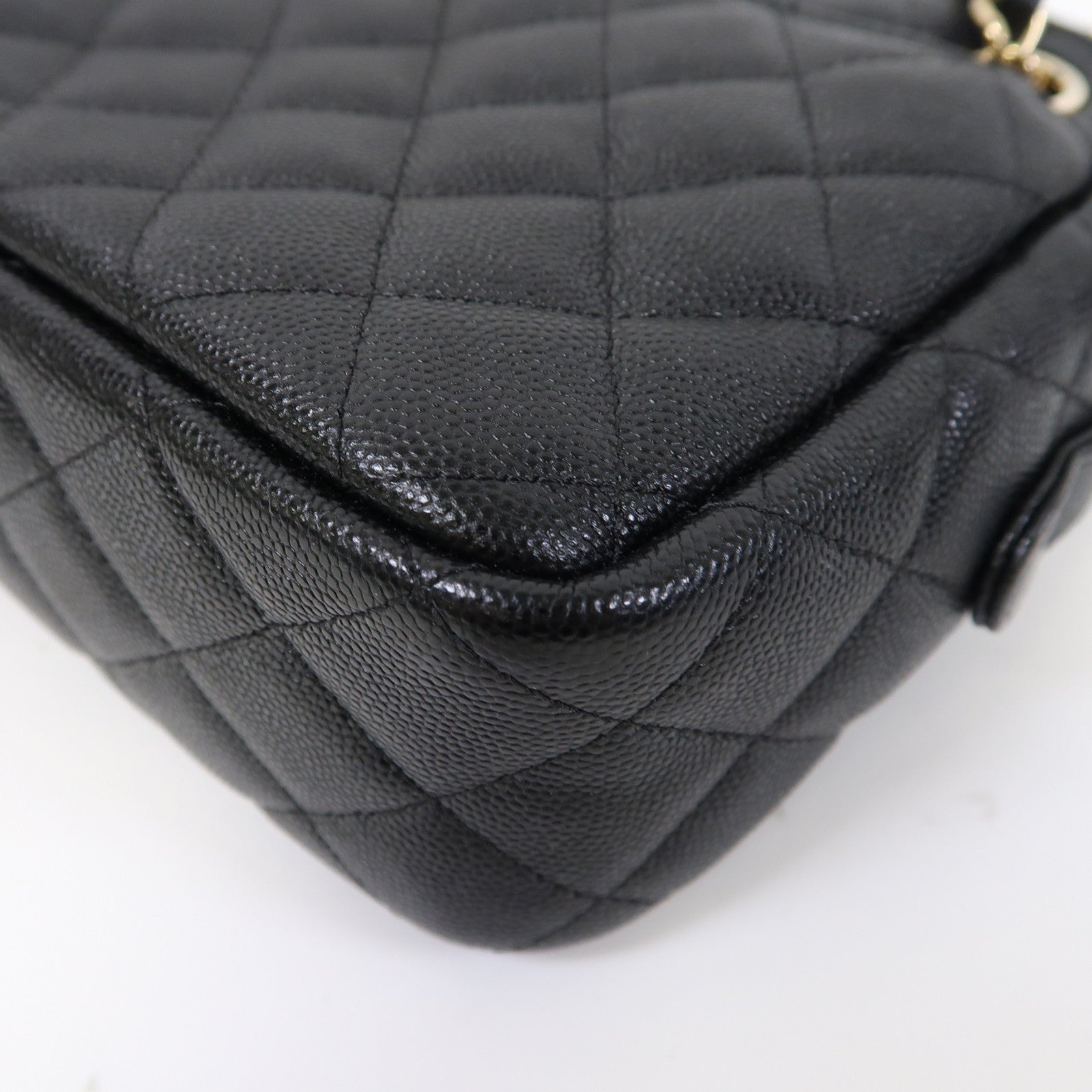 CHANEL 菱格Caviar皮革Chain Shoulder金扣鏈帶肩背袋黑色