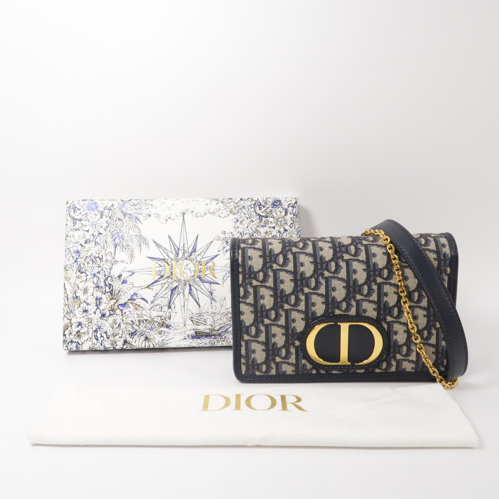 Dior 帆布Montaigne Pouch肩背袋