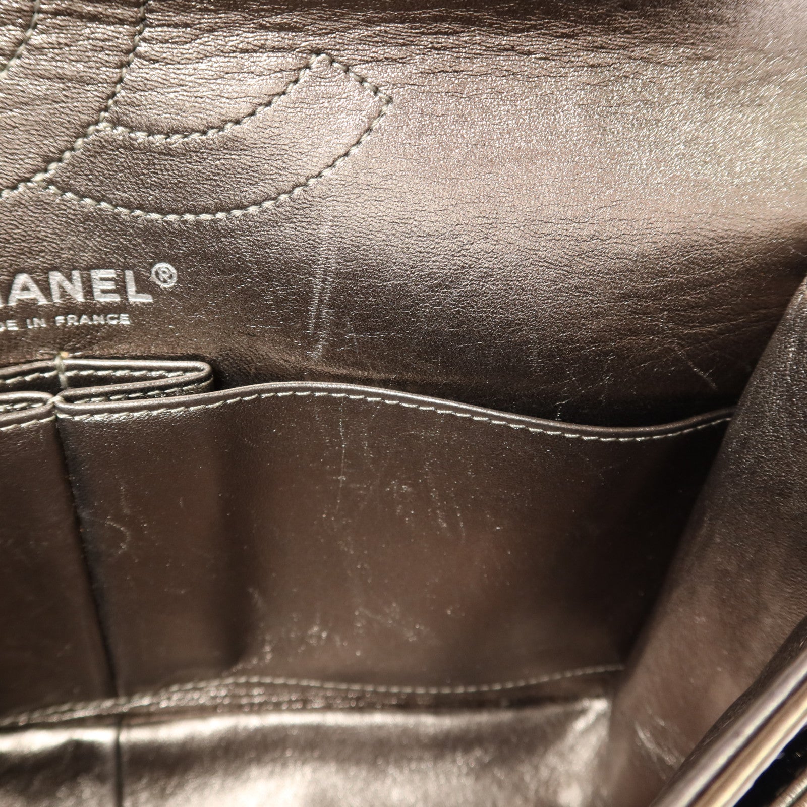 CHANEL 【激減優惠】牛皮皮革2.55銀扣鏈帶肩背袋