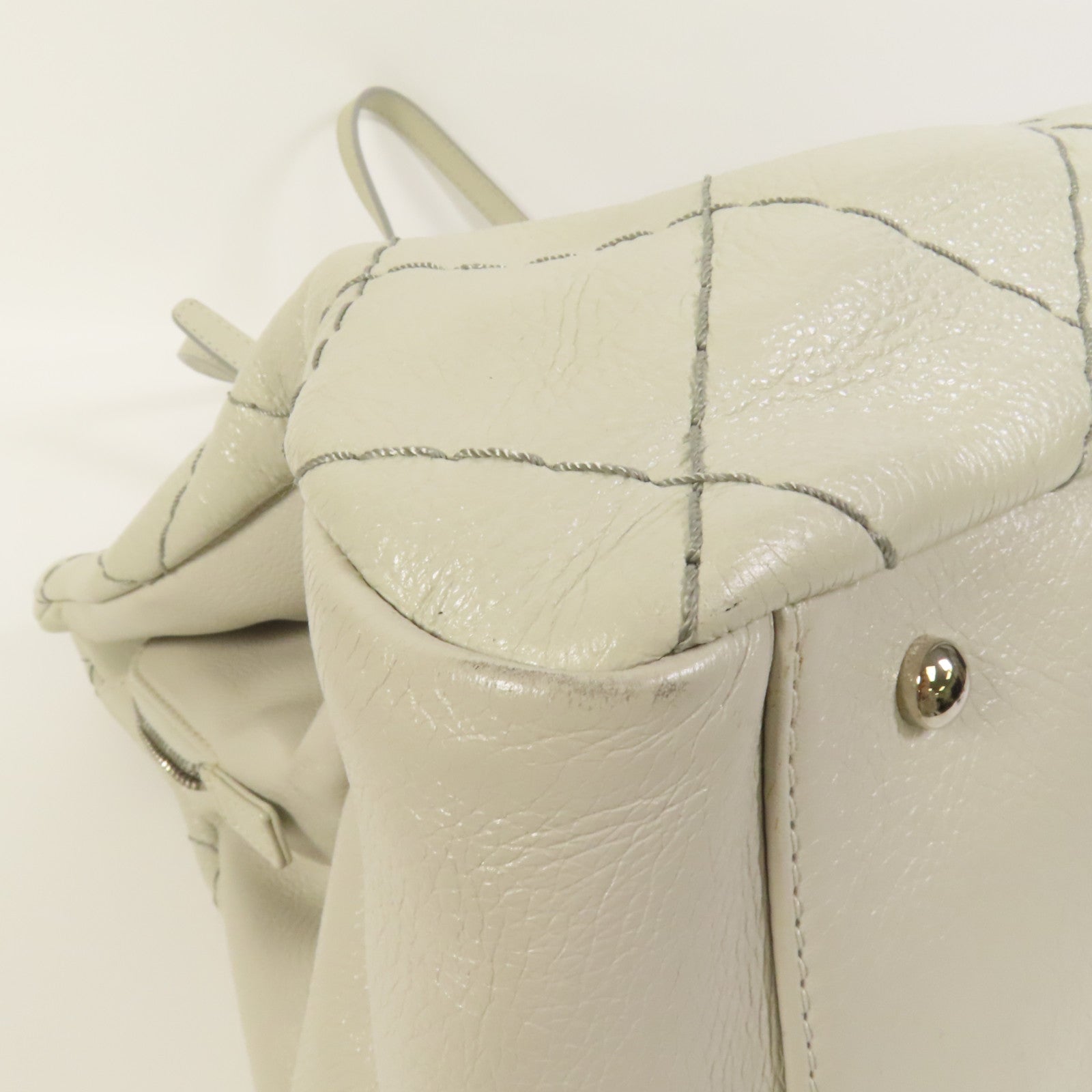 CHANEL 牛皮皮革Chain Shoulder銀扣肩背袋