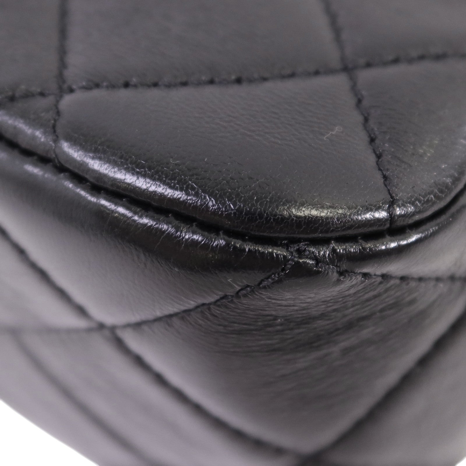 CHANEL 【激減優惠】羊皮皮革Hobo Bag金扣鏈帶肩背袋