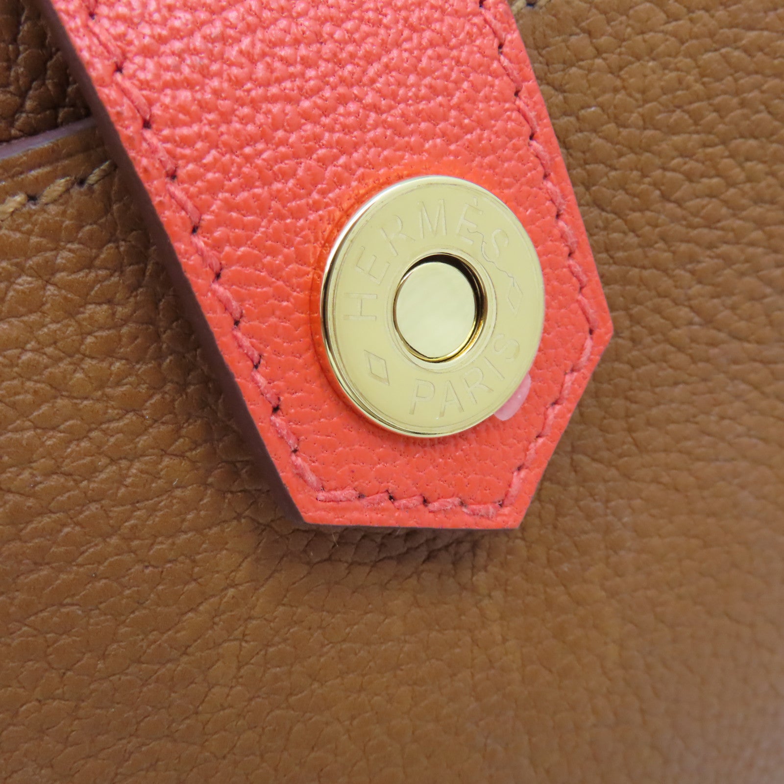HERMES Clemence皮革Sac Saut Shoulder Bag金扣肩背袋經典駝色