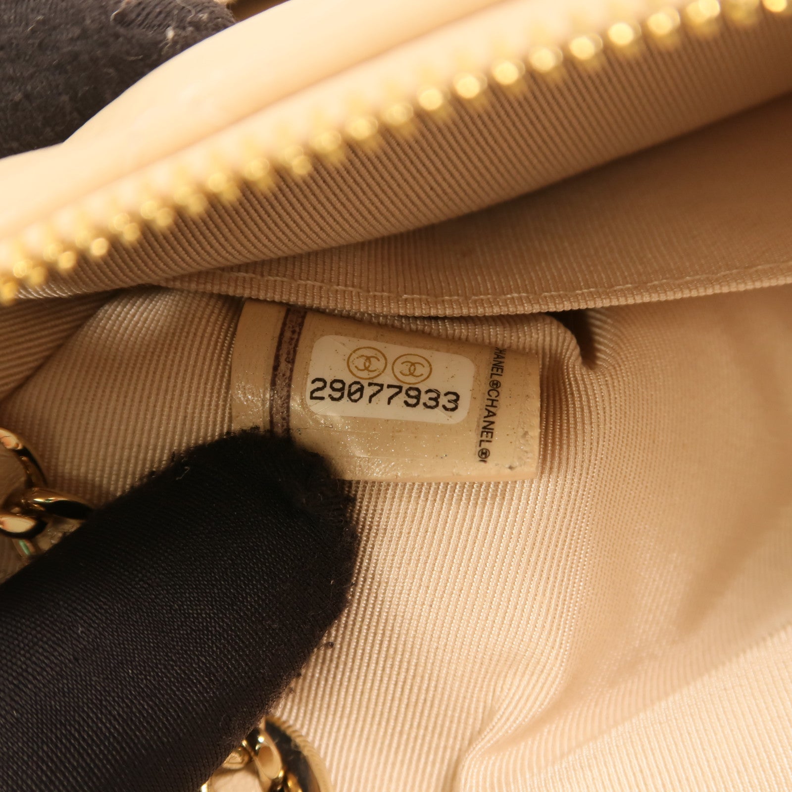 CHANEL 羊皮皮革Drawstring Double Zip Crossbody Bag金扣鏈帶肩背袋