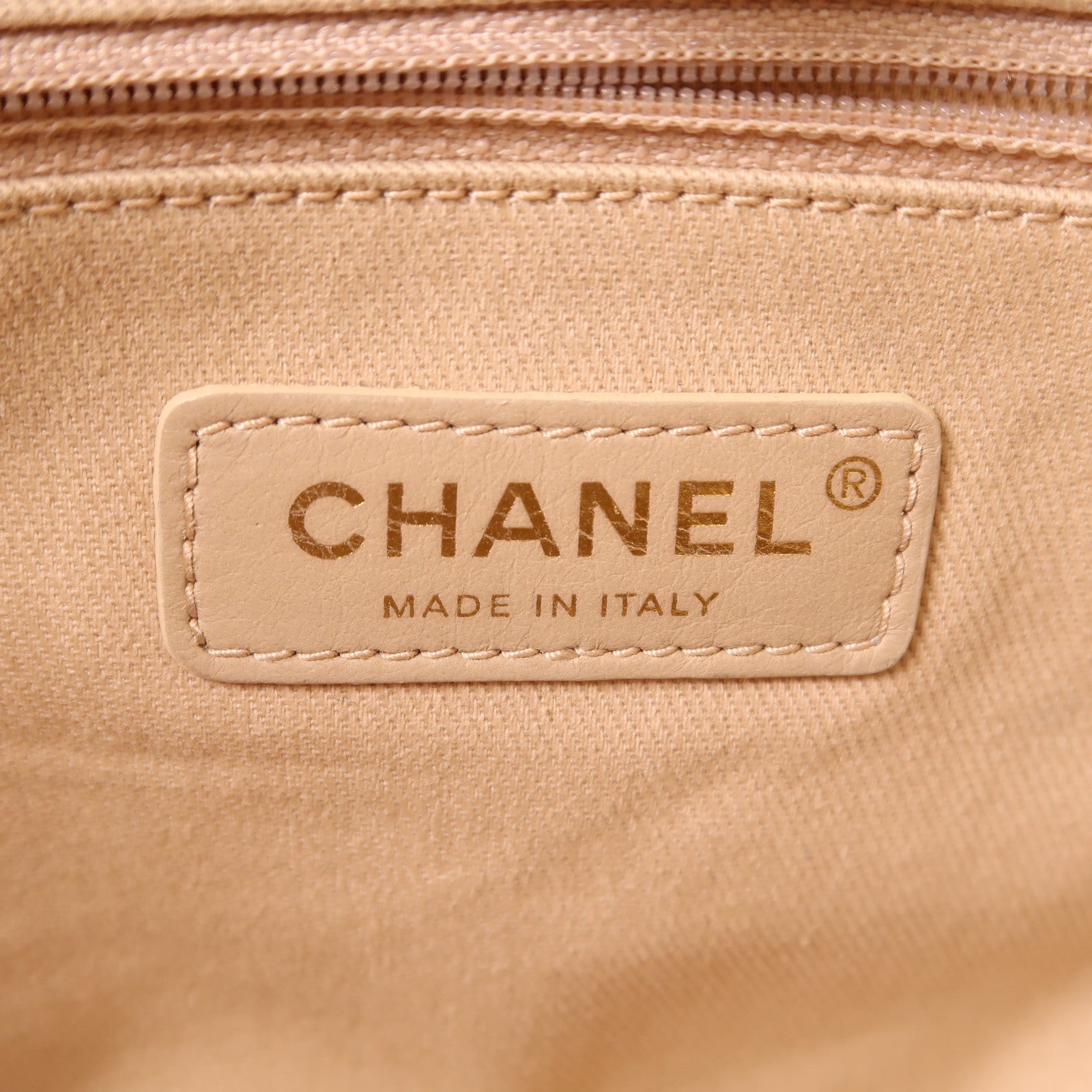 CHANEL 帆布Deauville Tote Bag金扣肩背袋粉紅色