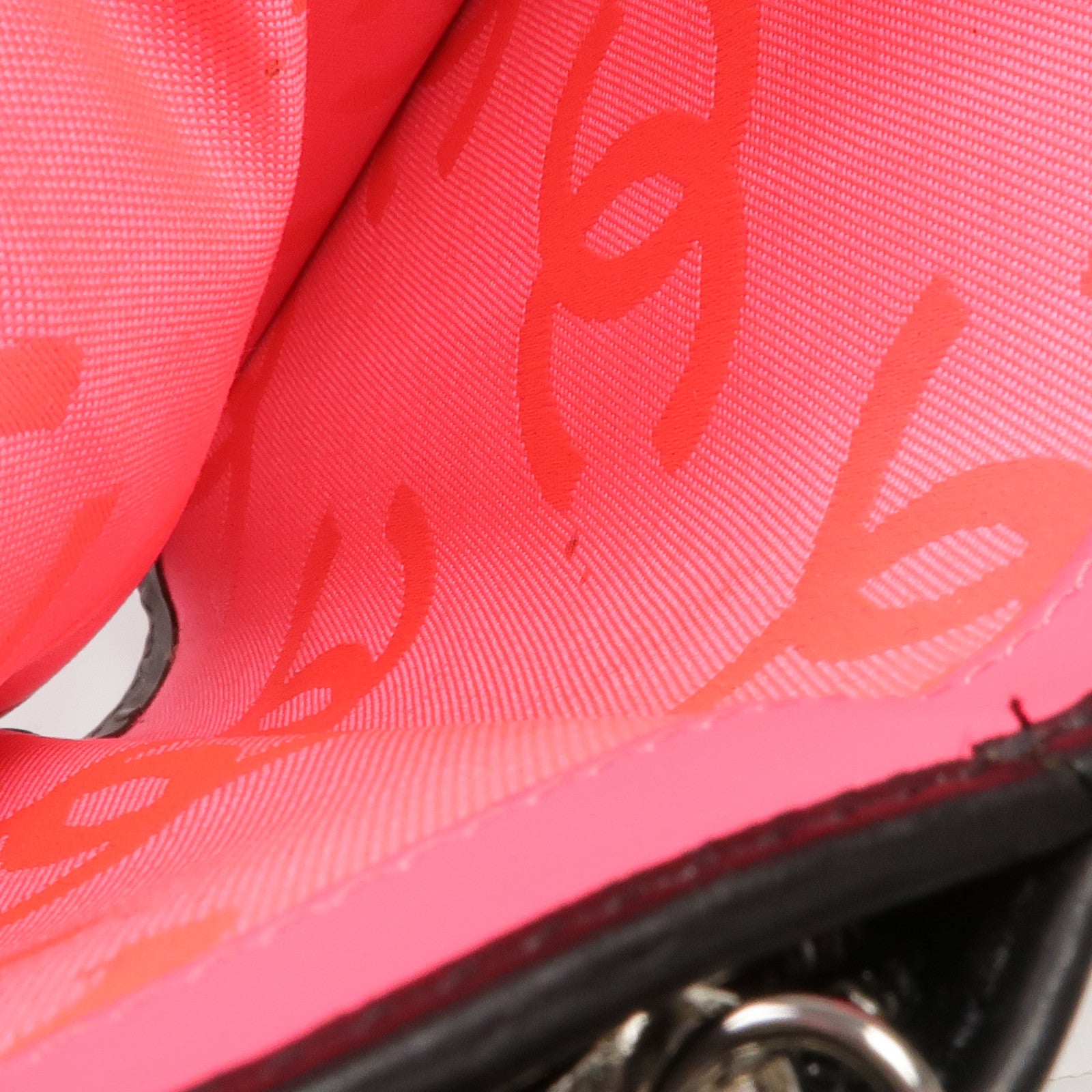 CHANEL 牛皮皮革Cambon Wallet銀扣錢包