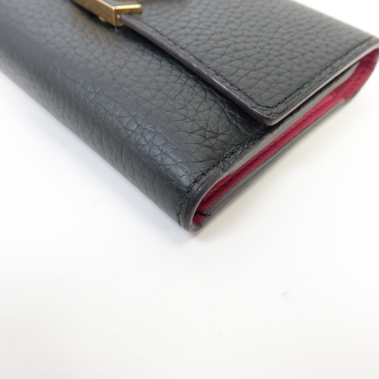 LOUIS VUITTON 【激減優惠】牛皮皮革Capucines Compact Wallet金扣錢包黒色