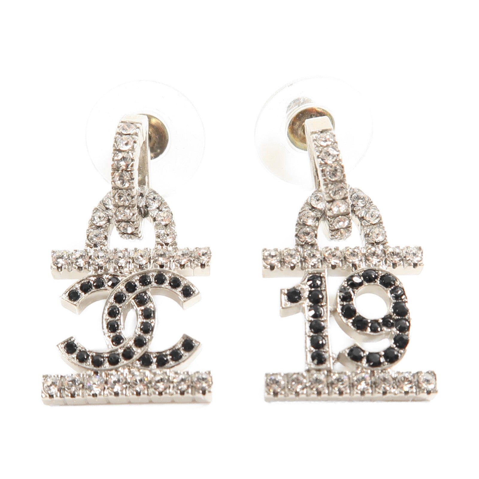 CHANEL (PRICE DOWN) CC Earring Metal Silver/Black