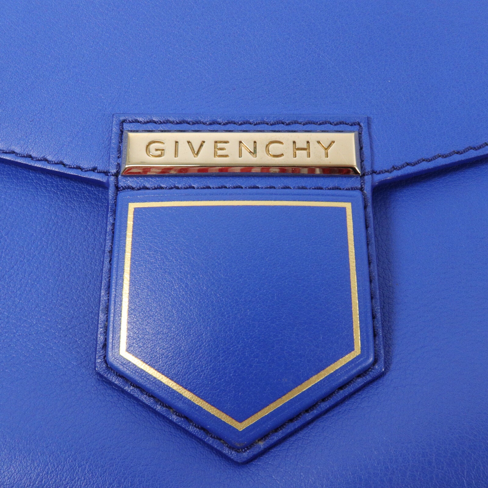 GIVENCHY 牛皮皮革Nobie Medium肩背袋