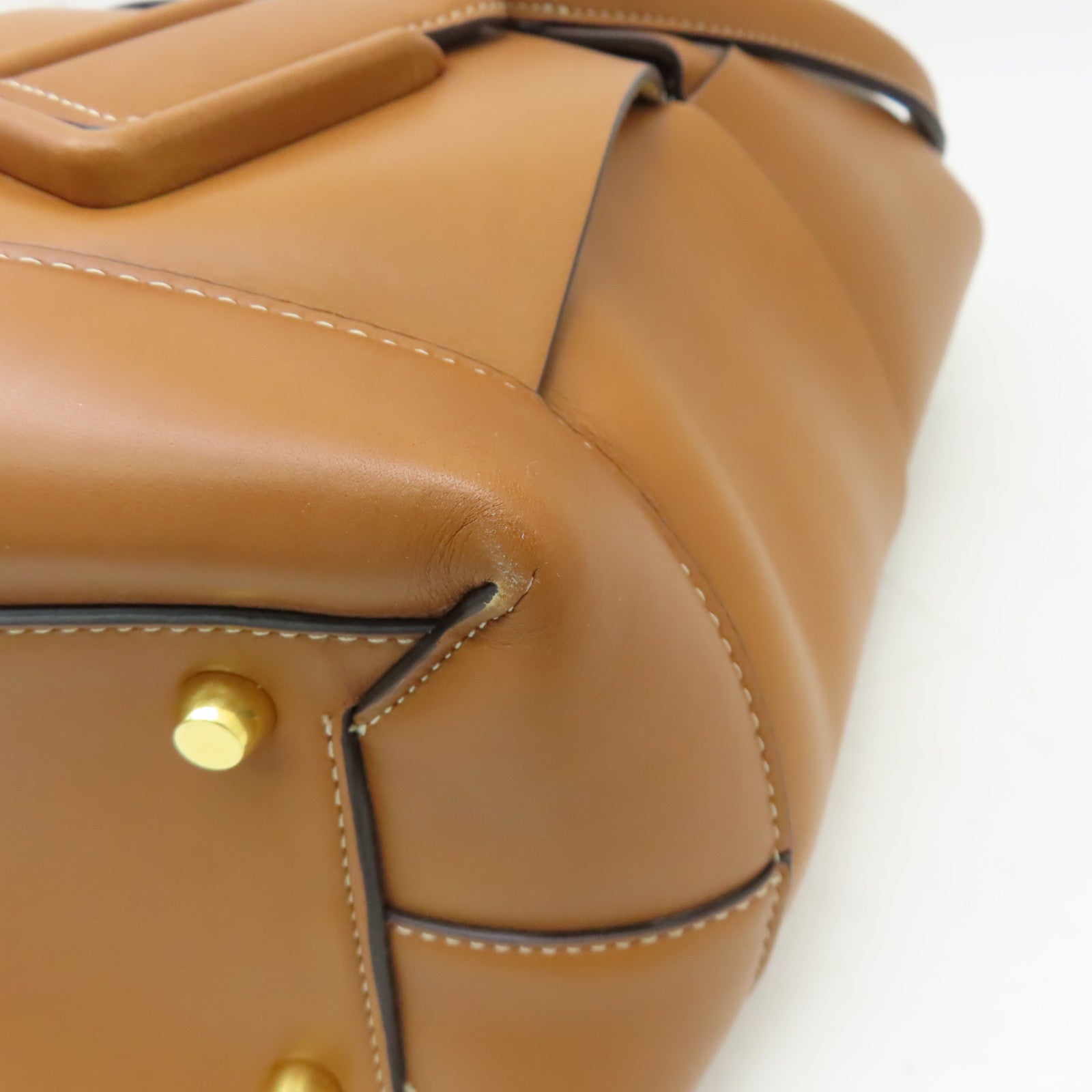 BOTTEGA VENETA 牛皮皮革Arco Tote Bag金扣肩背袋啡色