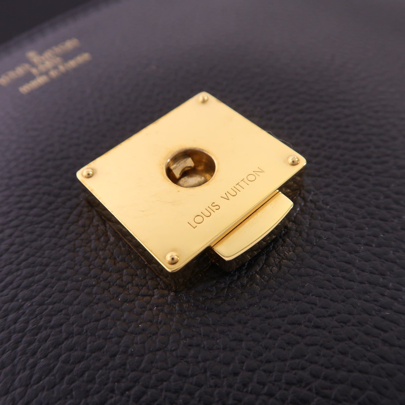 LOUIS VUITTON Monogram Empreinte Blanche BB金扣手挽肩背兩用袋