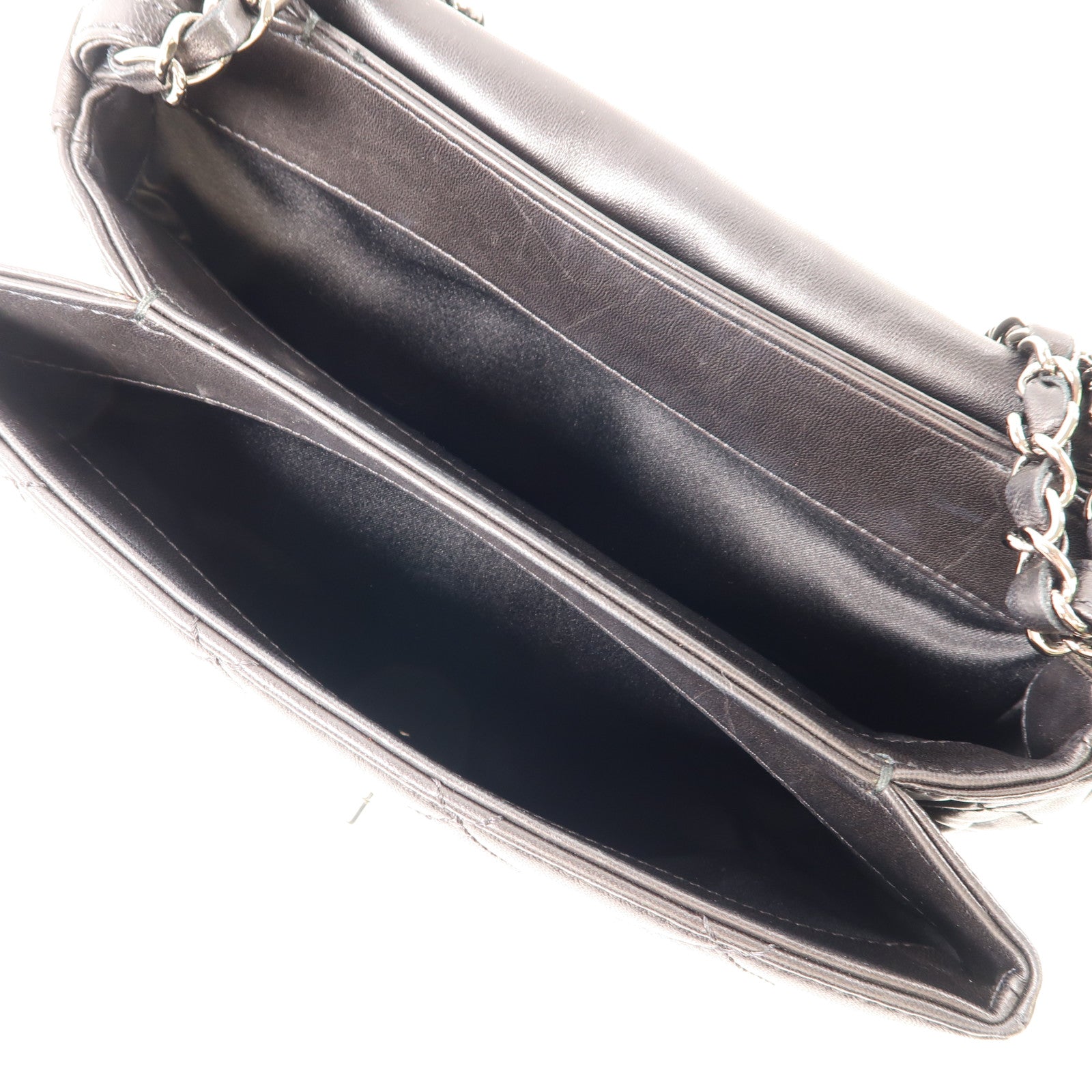 CHANEL 【激減優惠】菱格羊皮皮革Chain Shoulder銀扣鏈帶肩背袋黑色