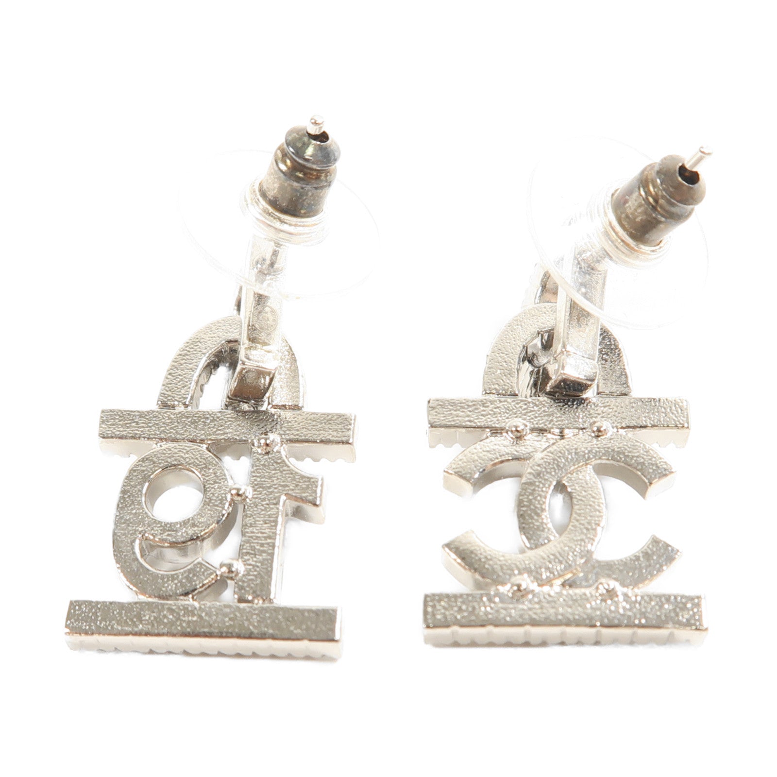 CHANEL (PRICE DOWN) CC Earring Metal Silver/Black
