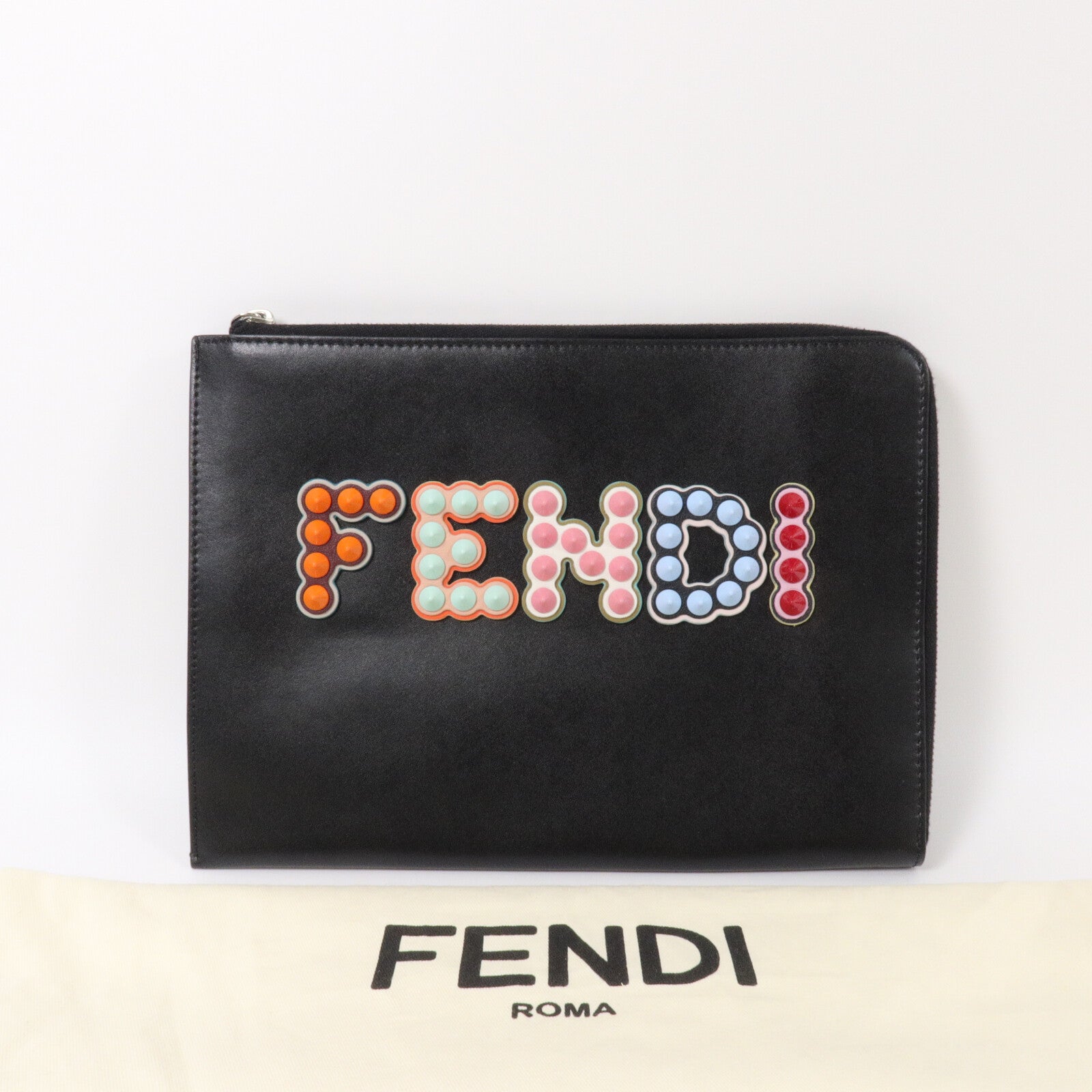 FENDI 牛皮皮革Studded Zip Clutch Bag手提包
