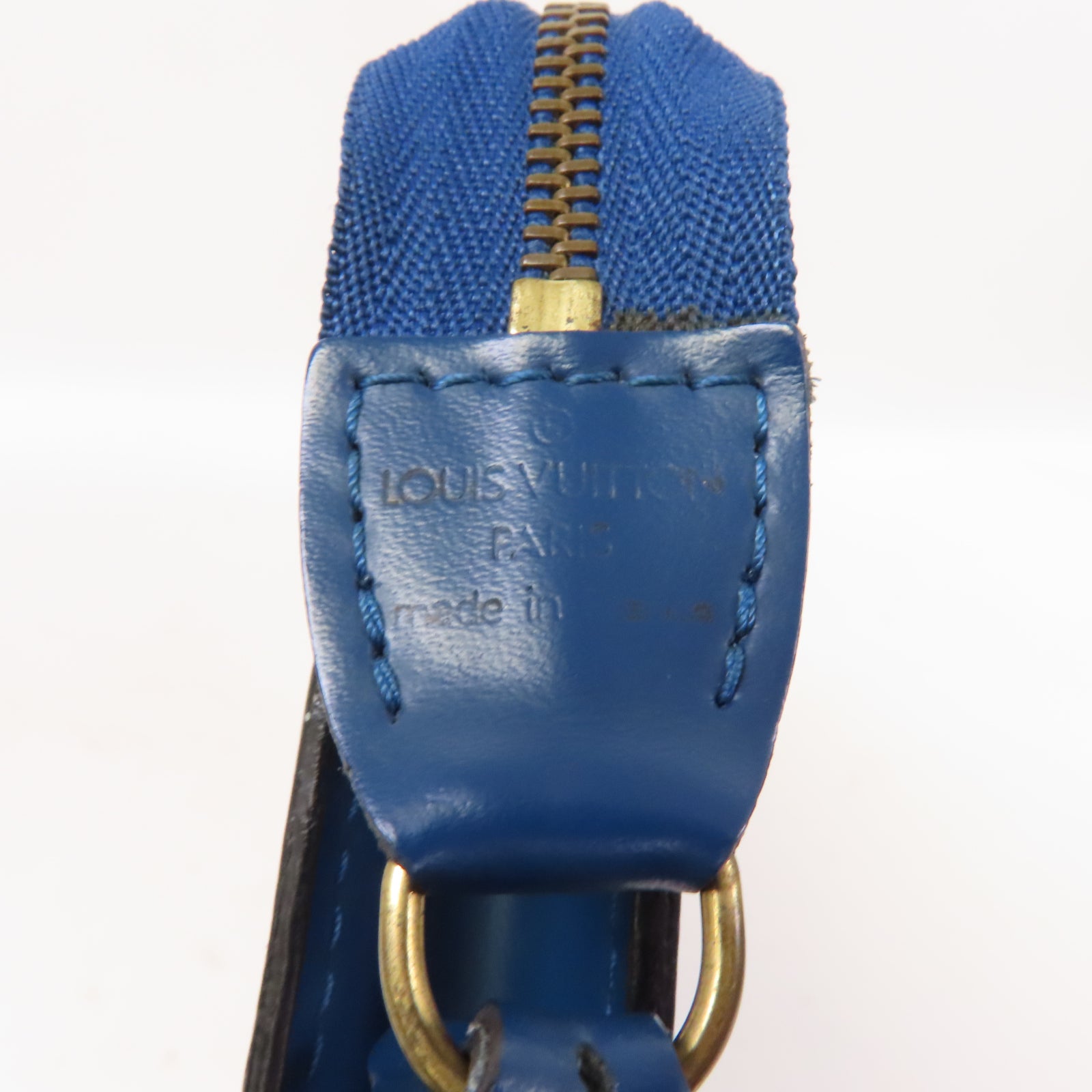 LOUIS VUITTON 【激減優惠】Epi皮革Pochette Accessories金扣手拿包藍色