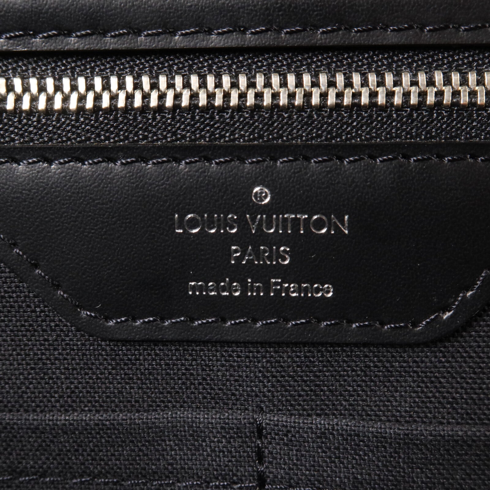 LOUIS VUITTON Damier Graphite Poche Documents手拿包