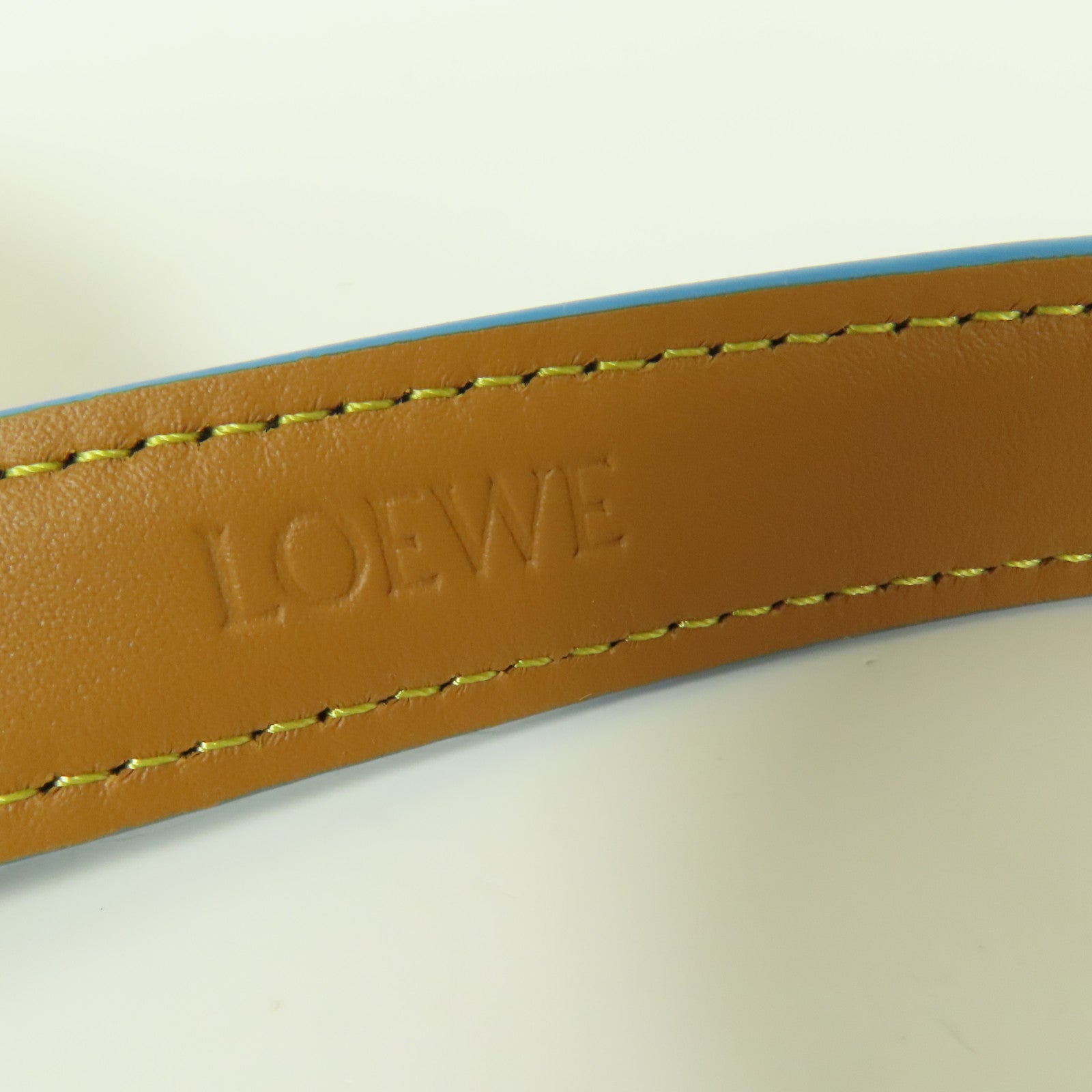 LOEWE 牛皮皮革Belt金扣皮帶