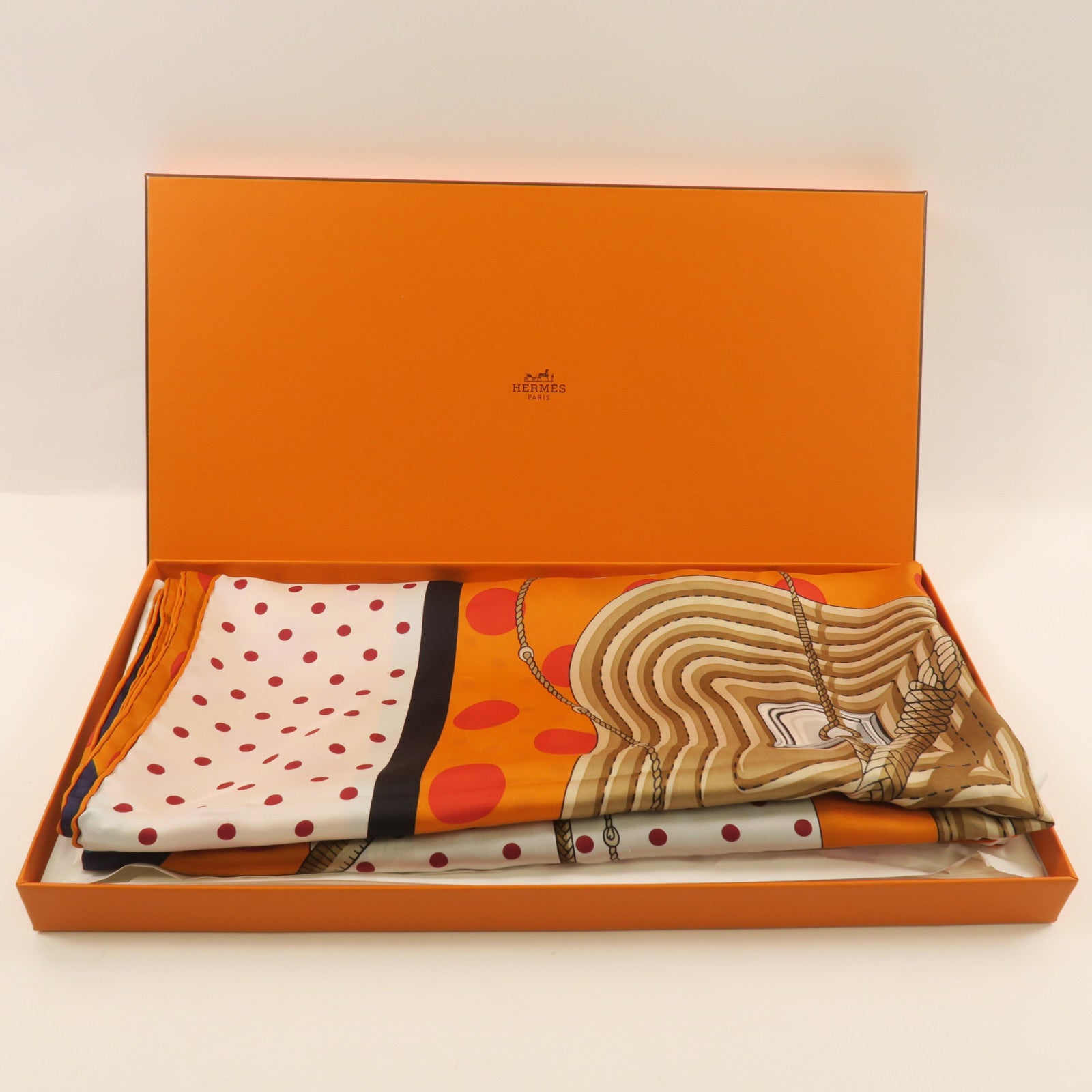 HERMES 絲質140 x 140 Scarf絲巾