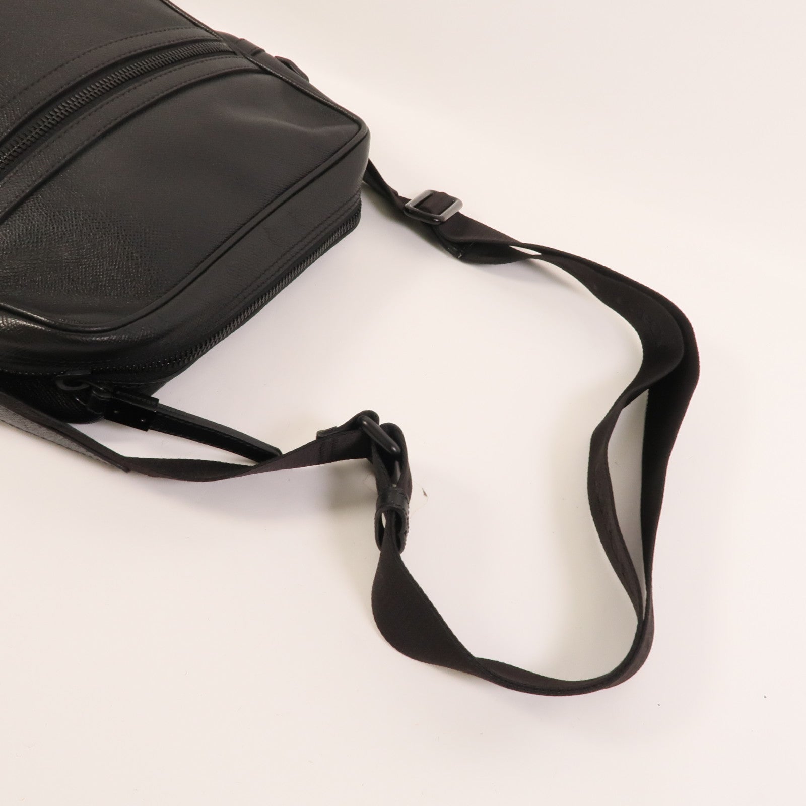 BURBERRY 牛皮皮革Crossbody Bag肩背袋