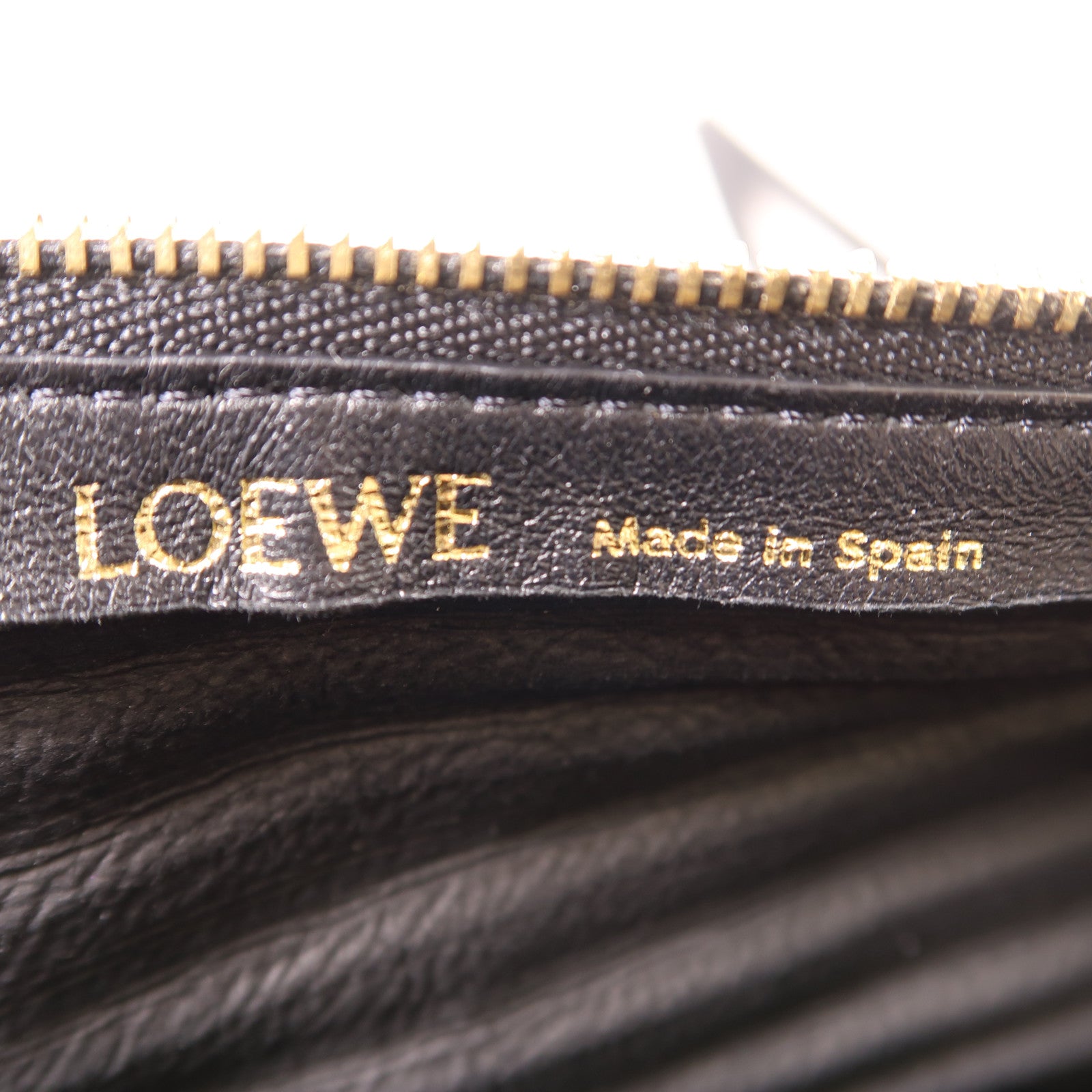 LOEWE 牛皮皮革Shoulder Bag金扣肩背袋黑色