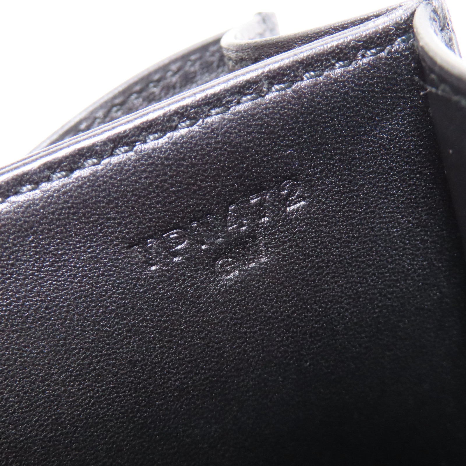 HERMES 蜥蝪皮革Constance 24金扣肩背袋Noir黑色