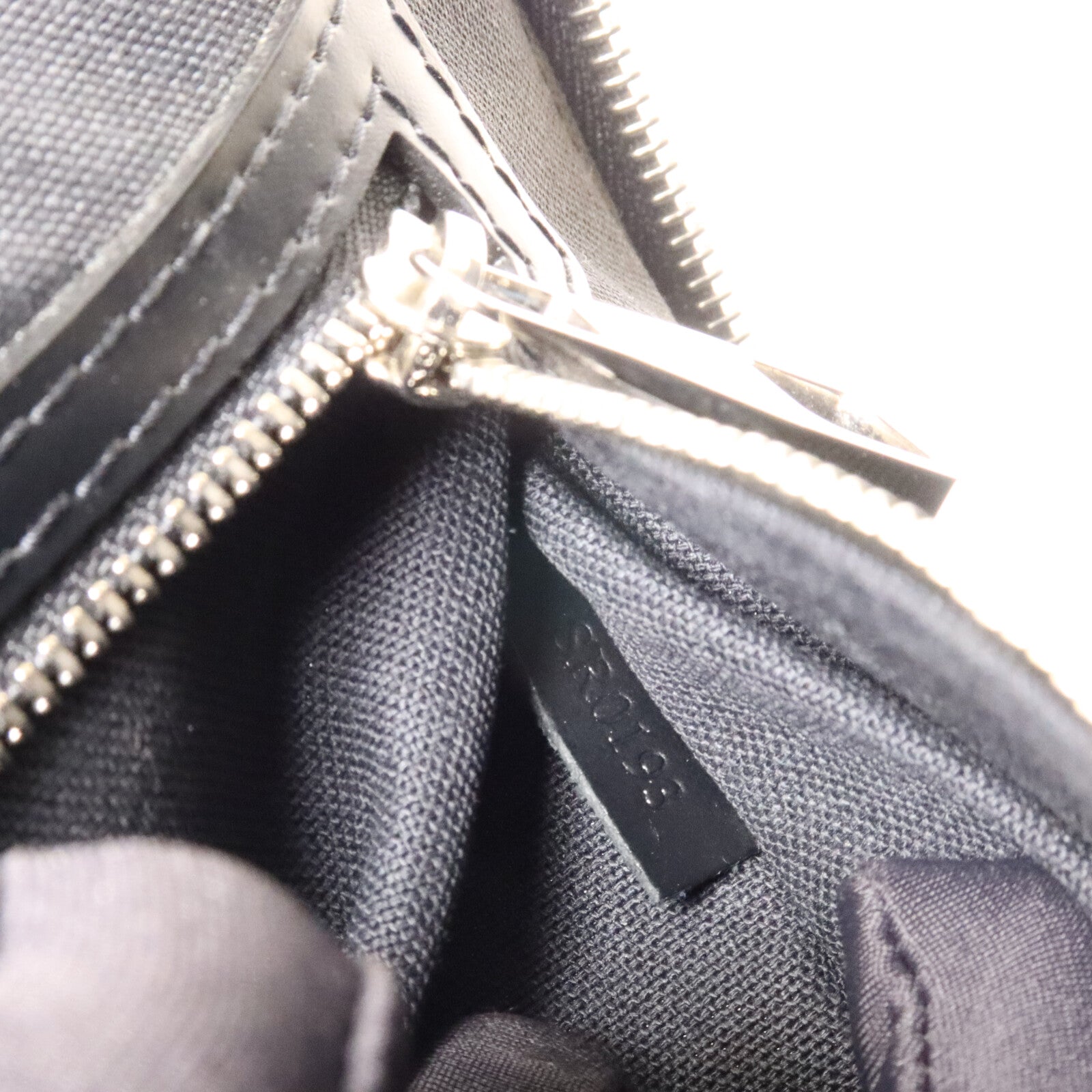 LOUIS VUITTON Damier Graphite Poche Documents手拿包
