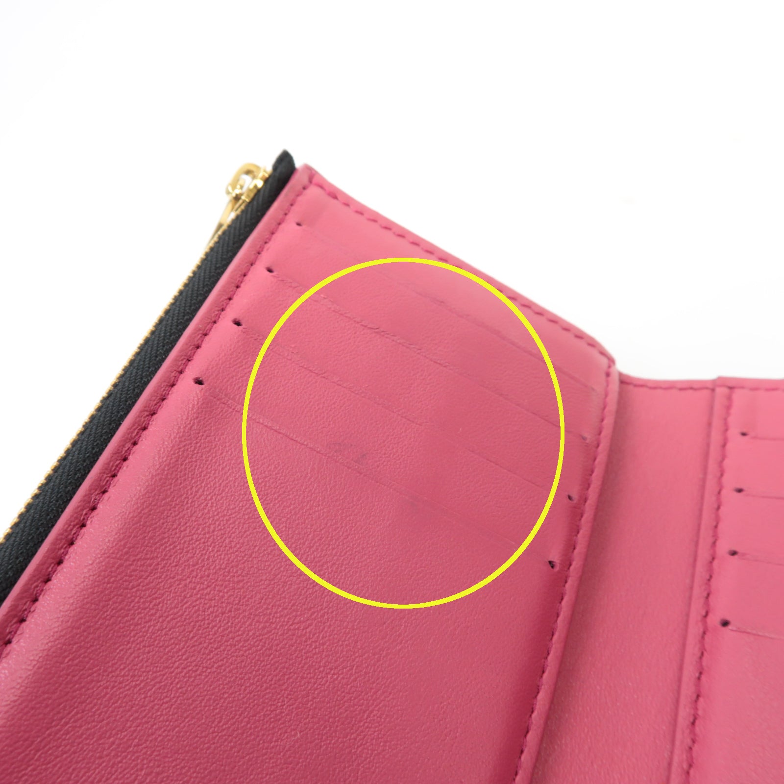LOUIS VUITTON 【激減優惠】牛皮皮革Capucines Compact Wallet金扣錢包黒色