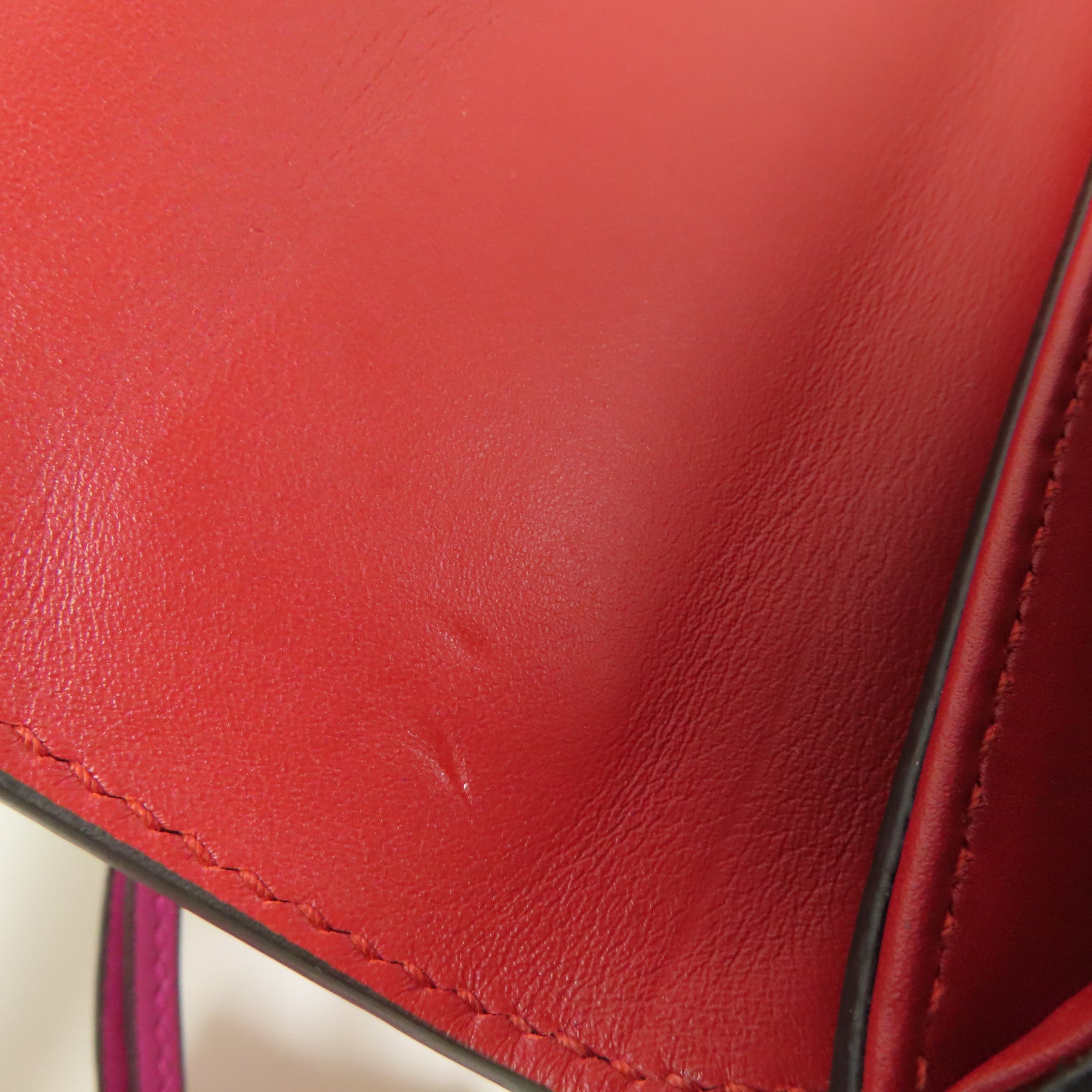 GUCCI 塗層帆布Paddle Lock Small金扣肩背袋