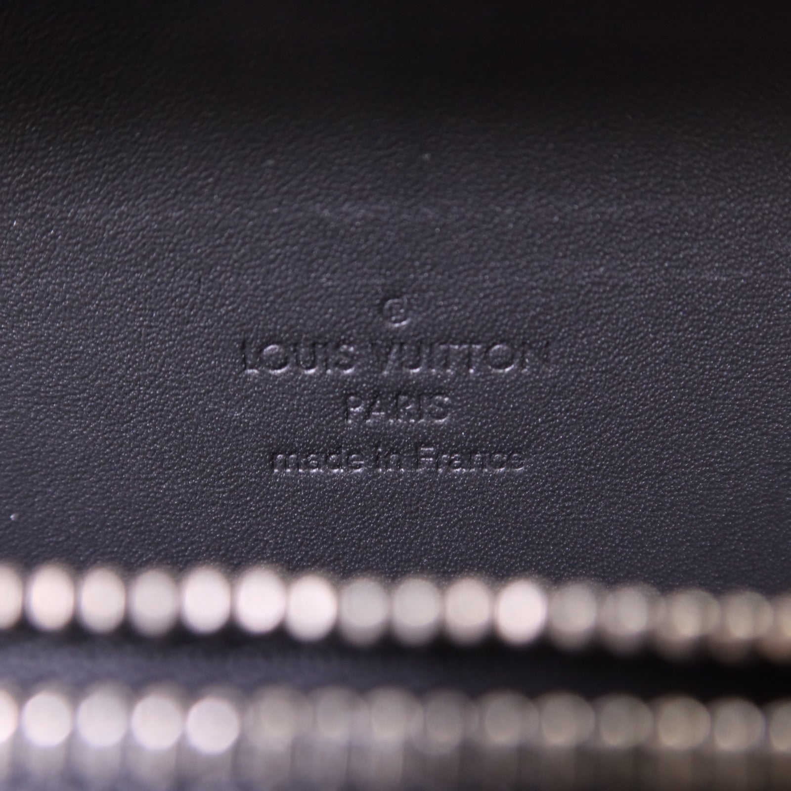 LOUIS VUITTON Monogram Eclipse Clutch Box Shoulder Bag銀扣肩背袋