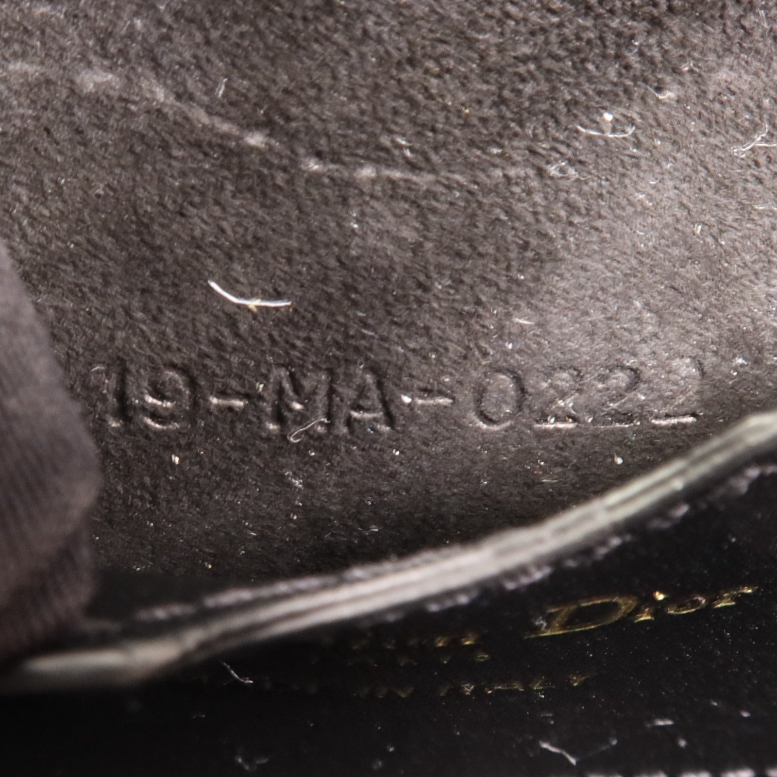 Dior 牛皮皮革Bobby East West金扣肩背袋