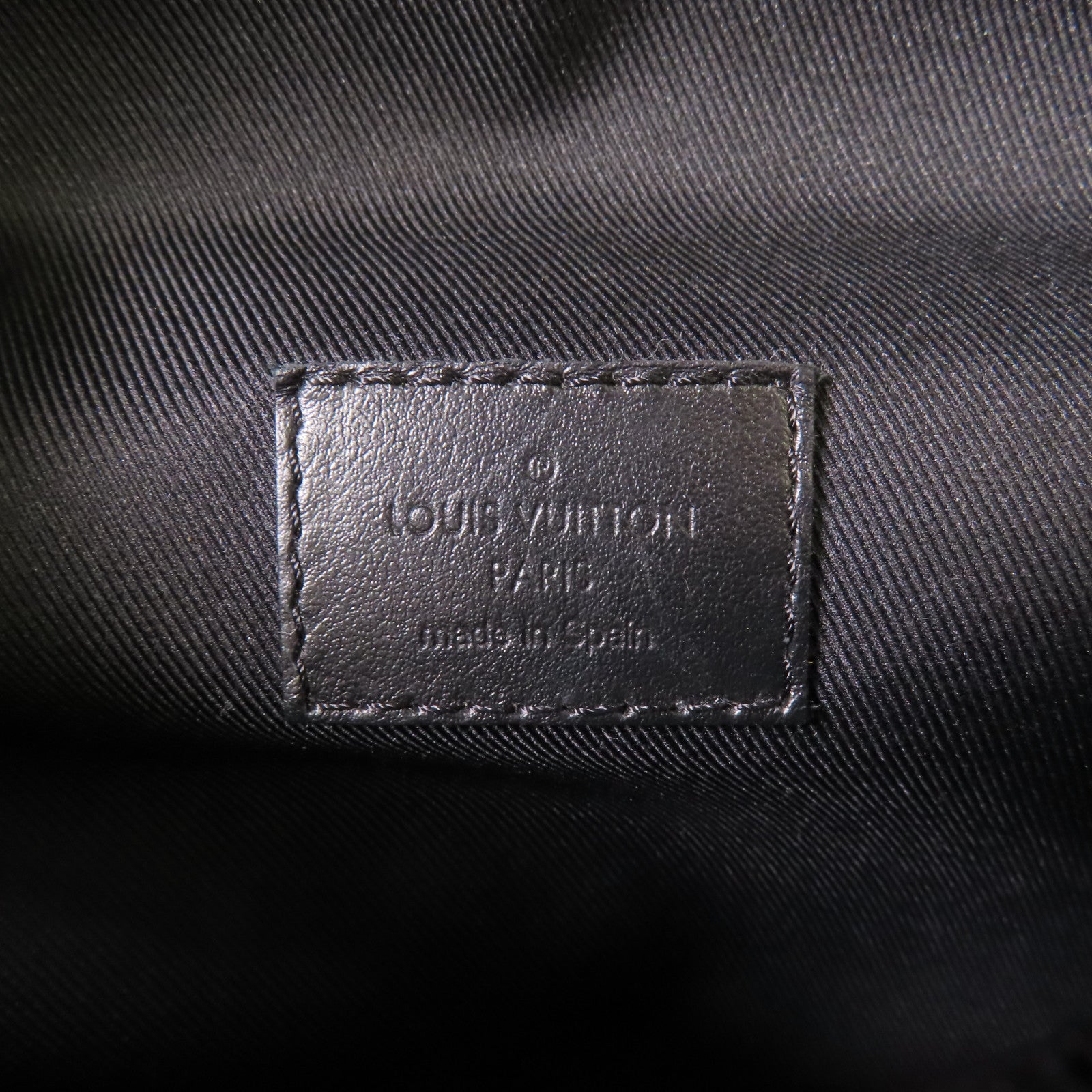 LOUIS VUITTON Monogram Shadow Discovery Bumbag腰包