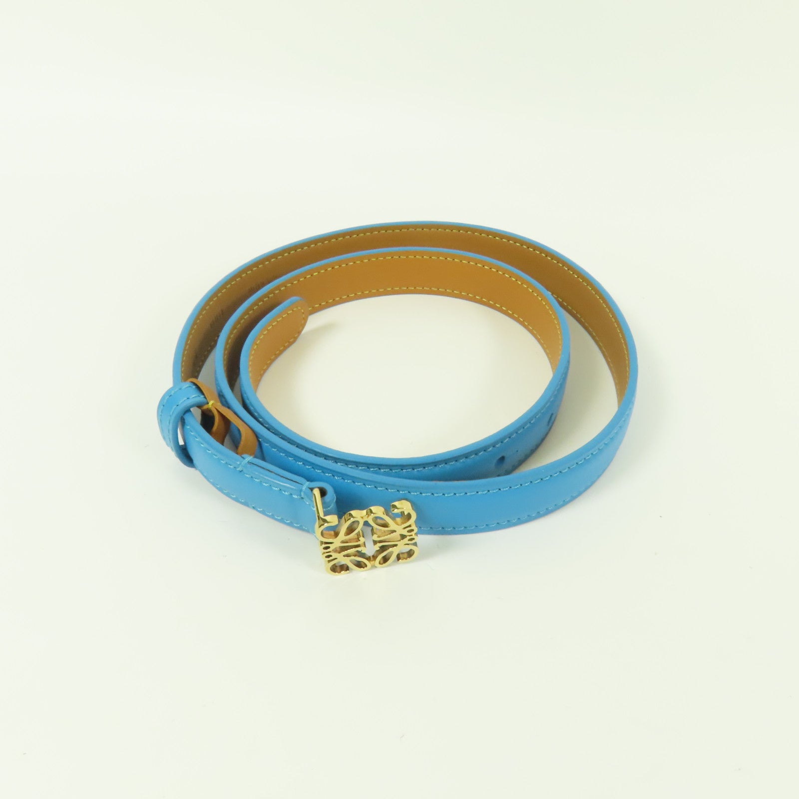 LOEWE 牛皮皮革Belt金扣皮帶