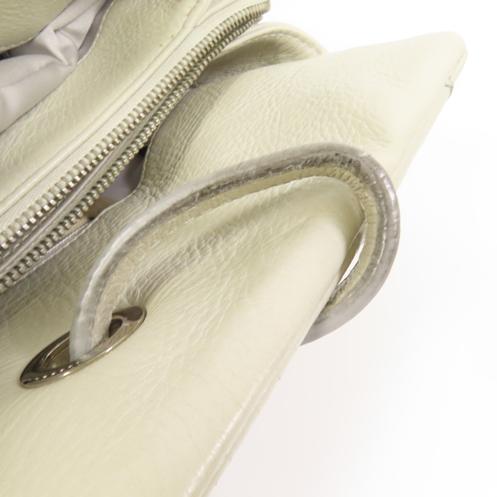 CHANEL 牛皮皮革Chain Shoulder銀扣肩背袋