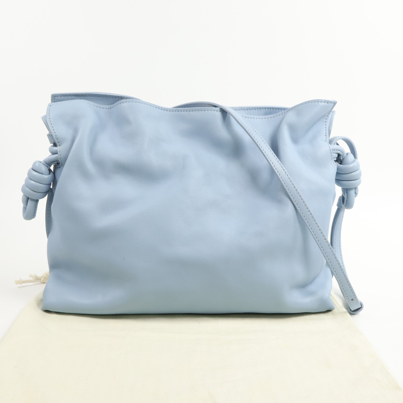 LOEWE 牛皮皮革Flamenco Knot Bag Medium肩背袋