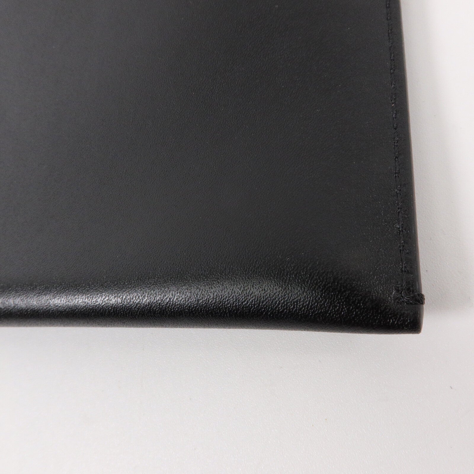 FENDI 牛皮皮革Studded Zip Clutch Bag手提包