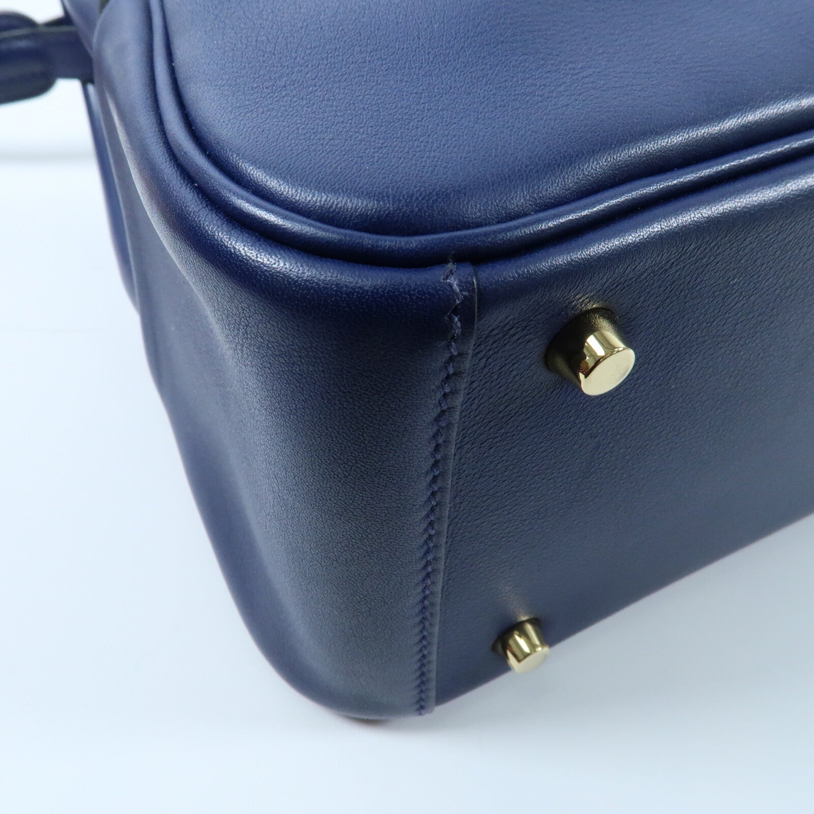 HERMES Swift皮革Mini Lindy金扣手挽肩背兩用袋Bleu Encre