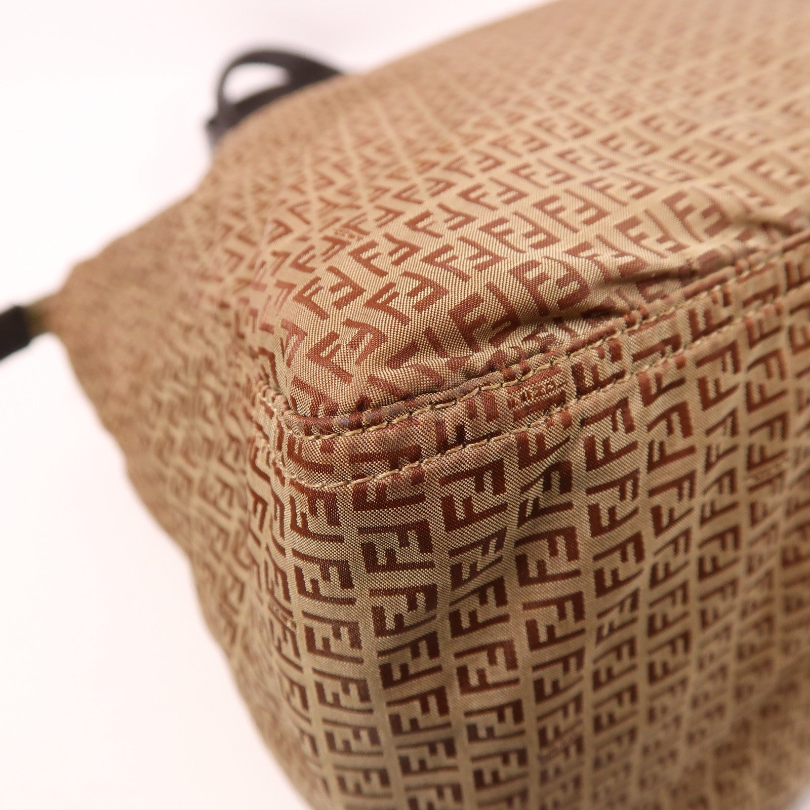 FENDI 【激減優惠】尼龍Shoulder Bag金扣肩背袋