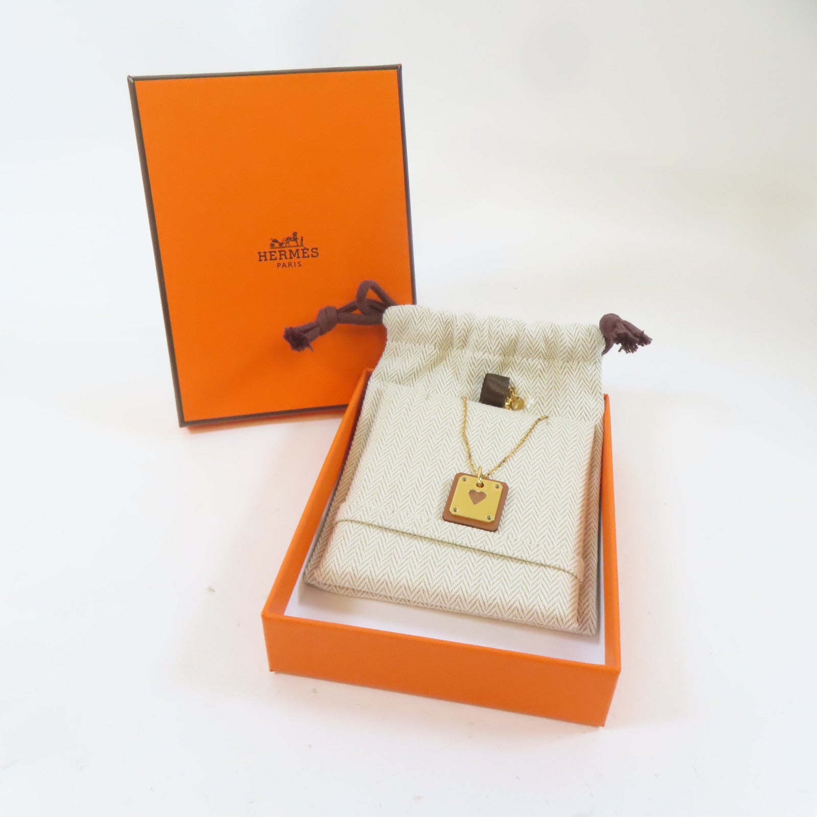 HERMES 皮革/金屬As de Coeur Pendant Necklace項鍊啡色/金色#48cm