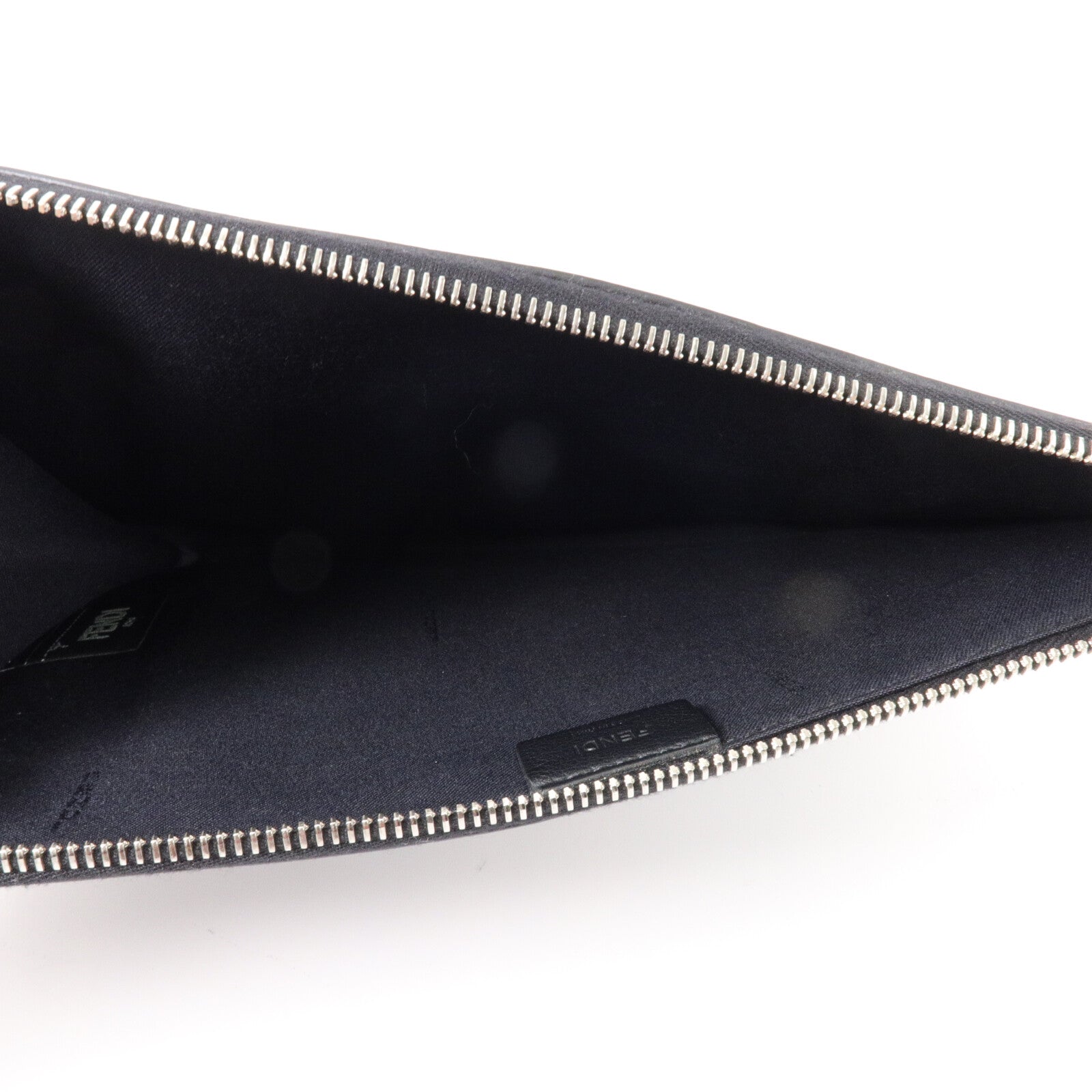 FENDI 牛皮皮革Studded Zip Clutch Bag手提包