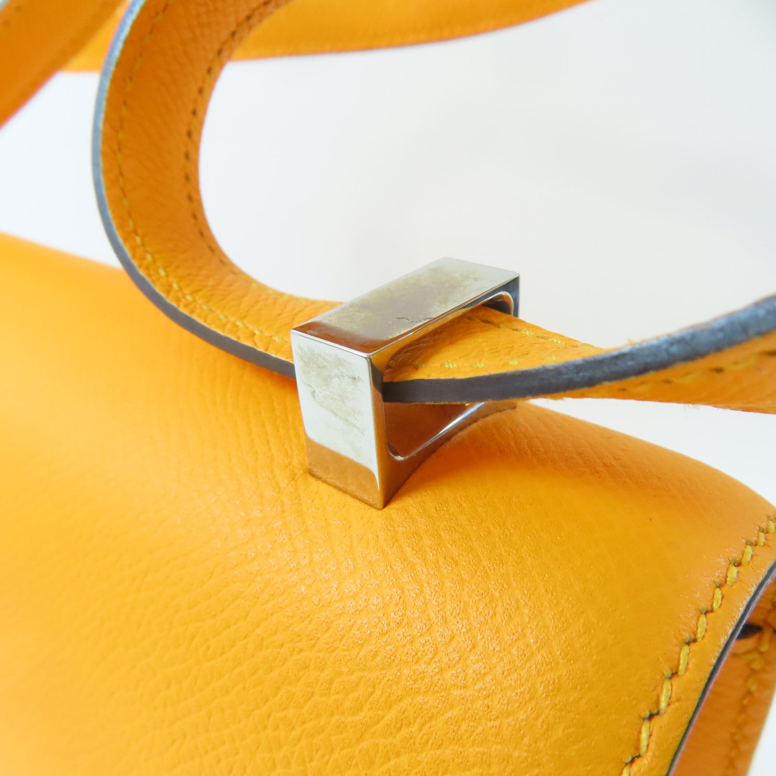 HERMES Epsom皮革Verrou 23銀扣肩背袋Jaune D'or/橙色