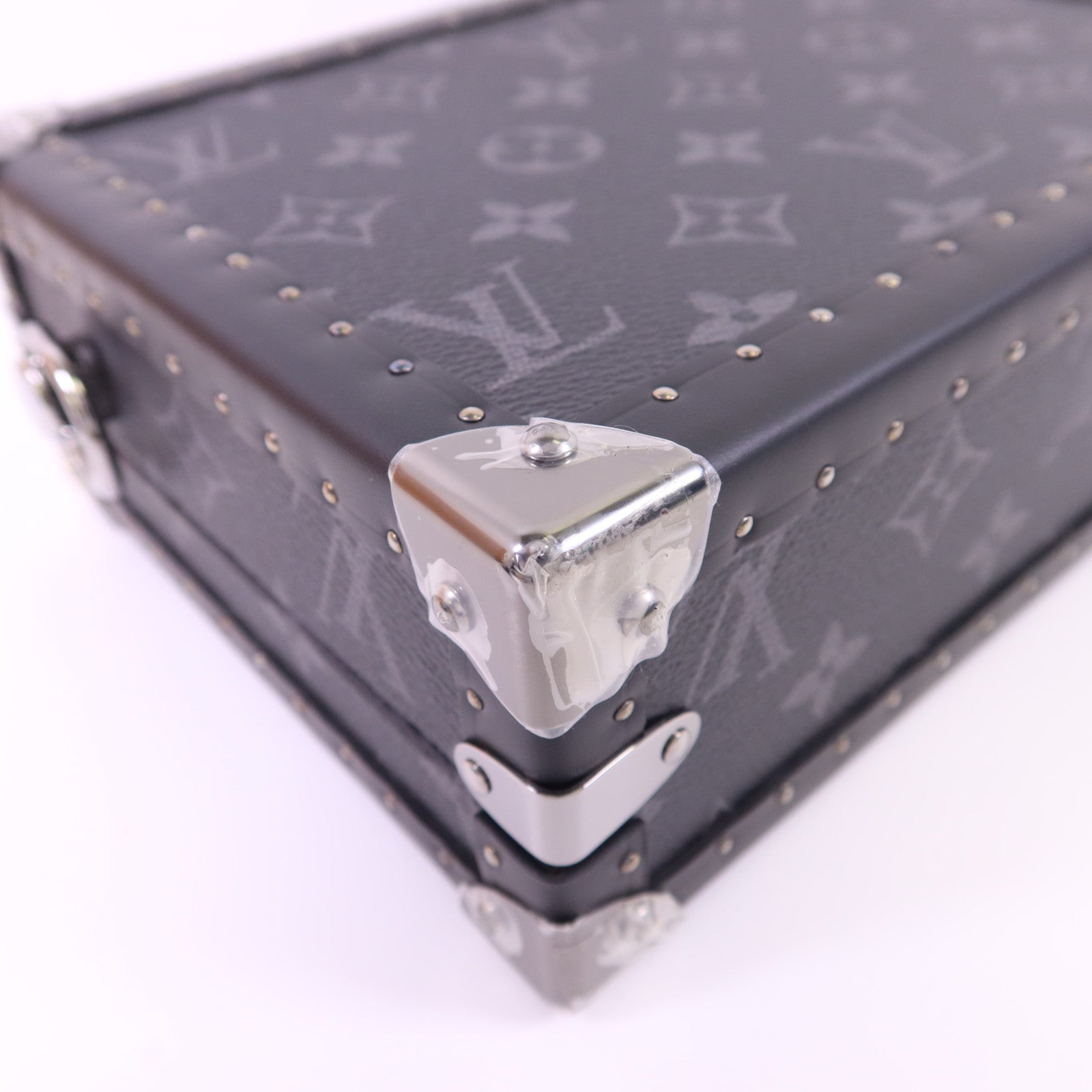 LOUIS VUITTON Monogram Eclipse Clutch Box Shoulder Bag銀扣肩背袋