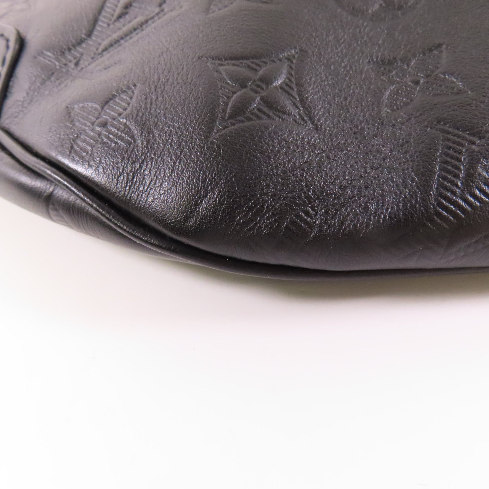 LOUIS VUITTON Monogram Shadow Discovery Bumbag腰包