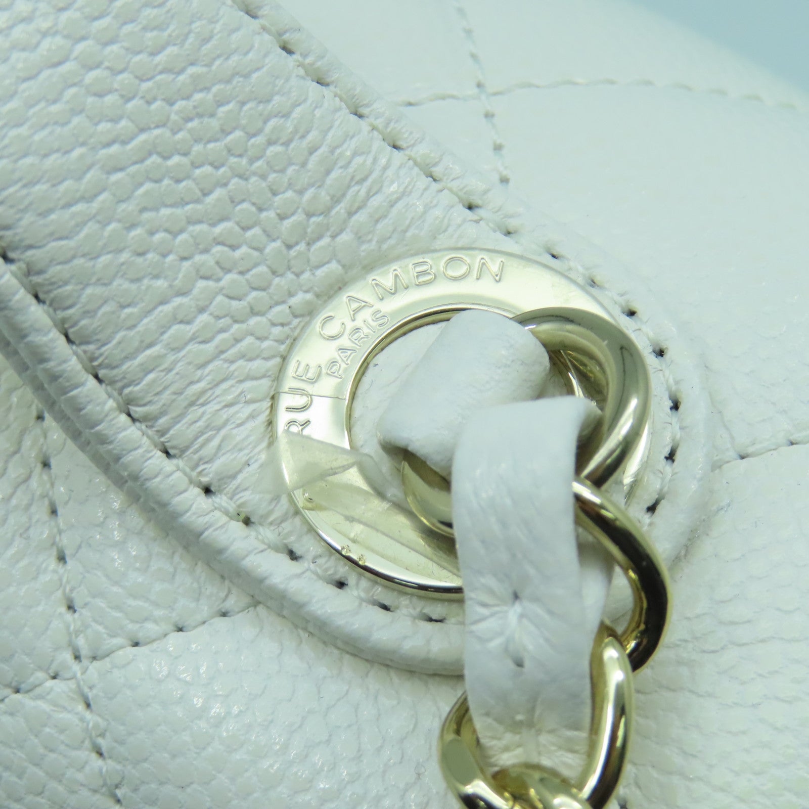CHANEL 菱格Caviar皮革Business Affinity Bag金扣鏈帶手挽肩背兩用袋白色