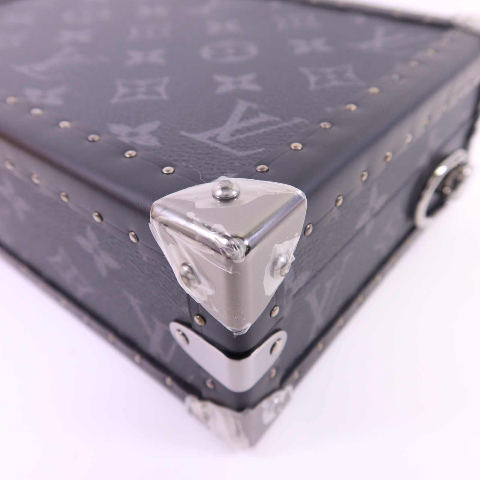 LOUIS VUITTON 【激減優惠】Monogram Eclipse Clutch Box Shoulder Bag銀扣肩背袋