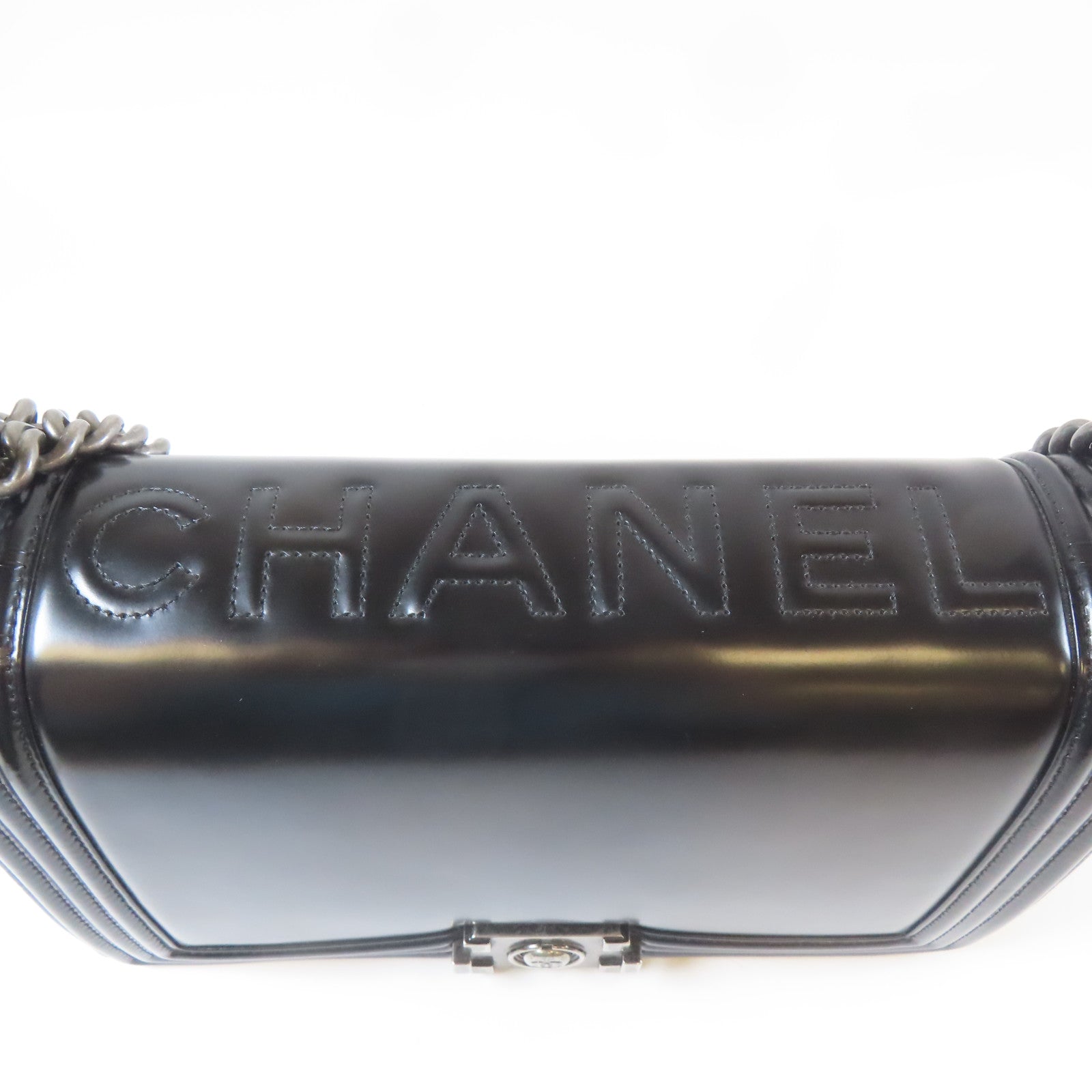 CHANEL 【清倉大減價】牛皮皮革Boy 28cm銀扣鏈帶肩背袋黑色