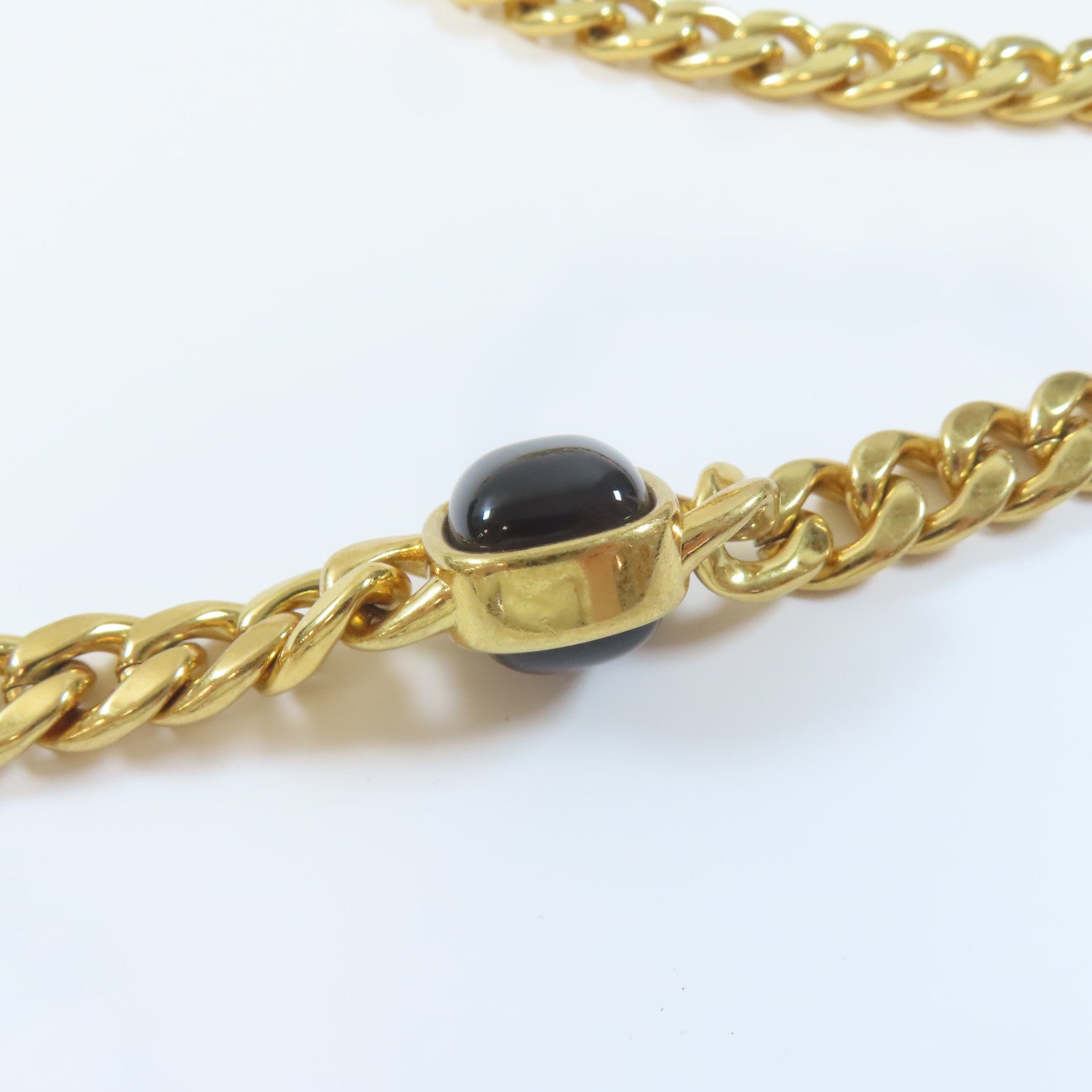 CHANEL 菱格羊皮皮革Chain Shoulder金扣鏈帶肩背袋黑色