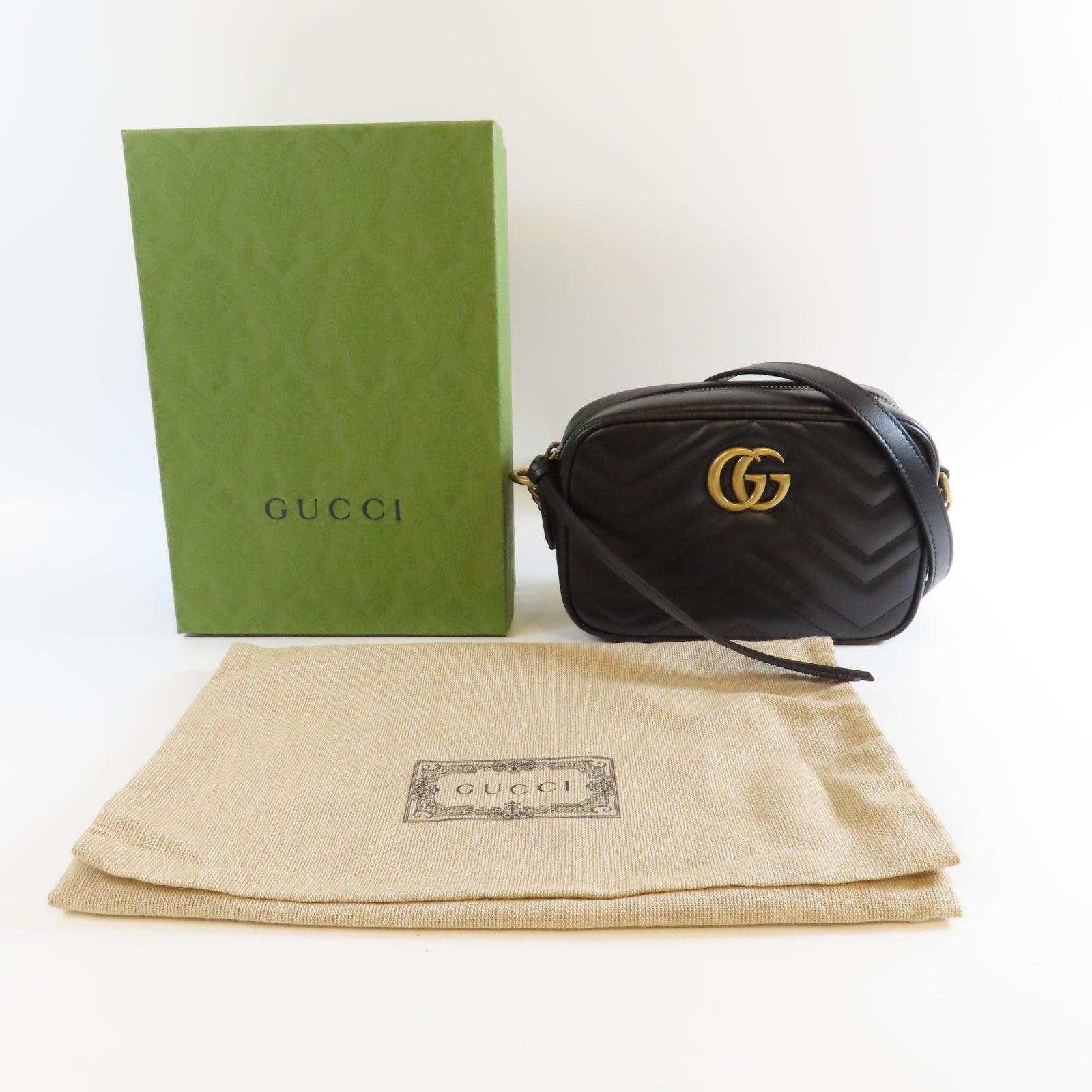 GUCCI 【激減優惠】牛皮皮革GG Marmont金扣肩背袋黑色