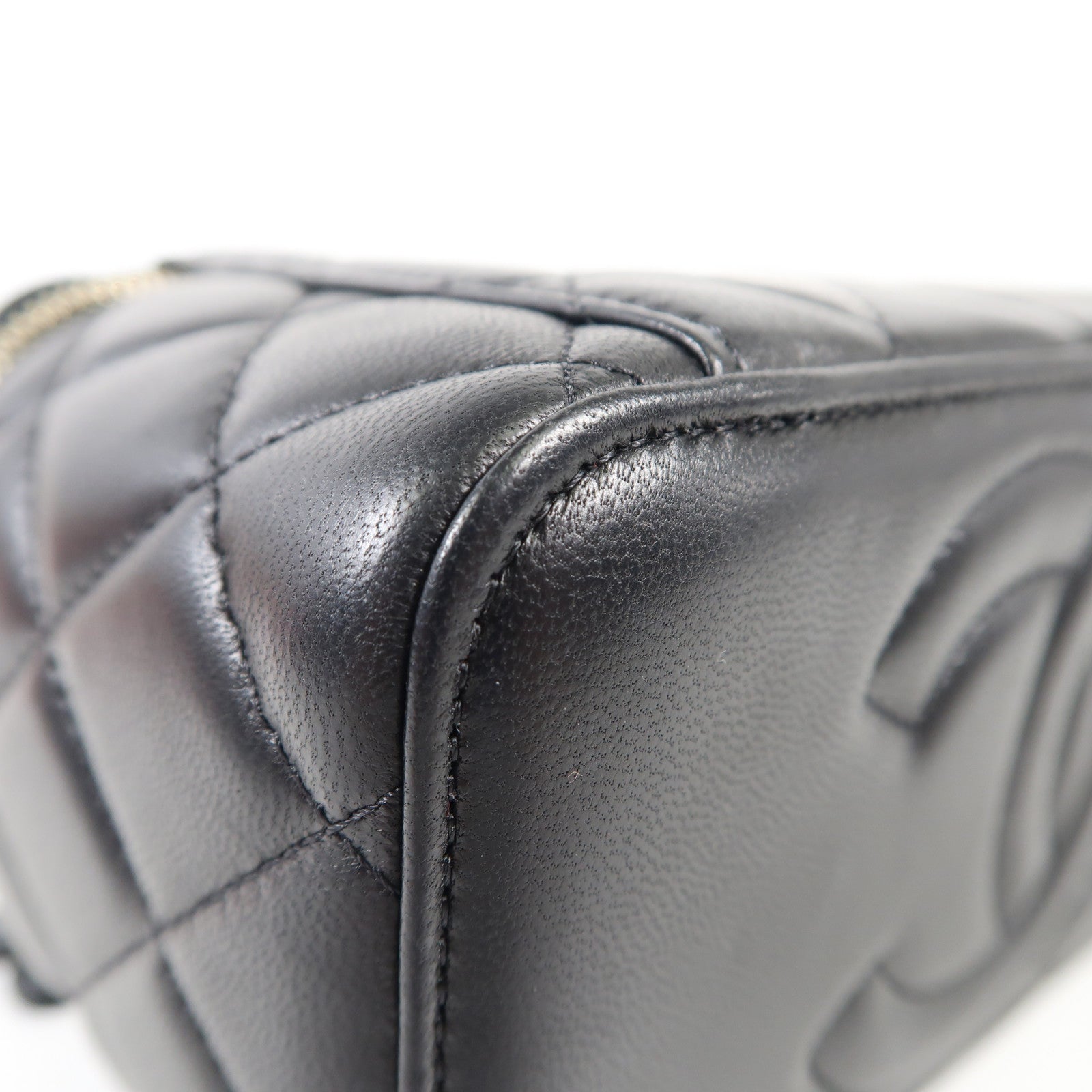 CHANEL 羊皮皮革Vanity Case金扣鏈帶肩背袋