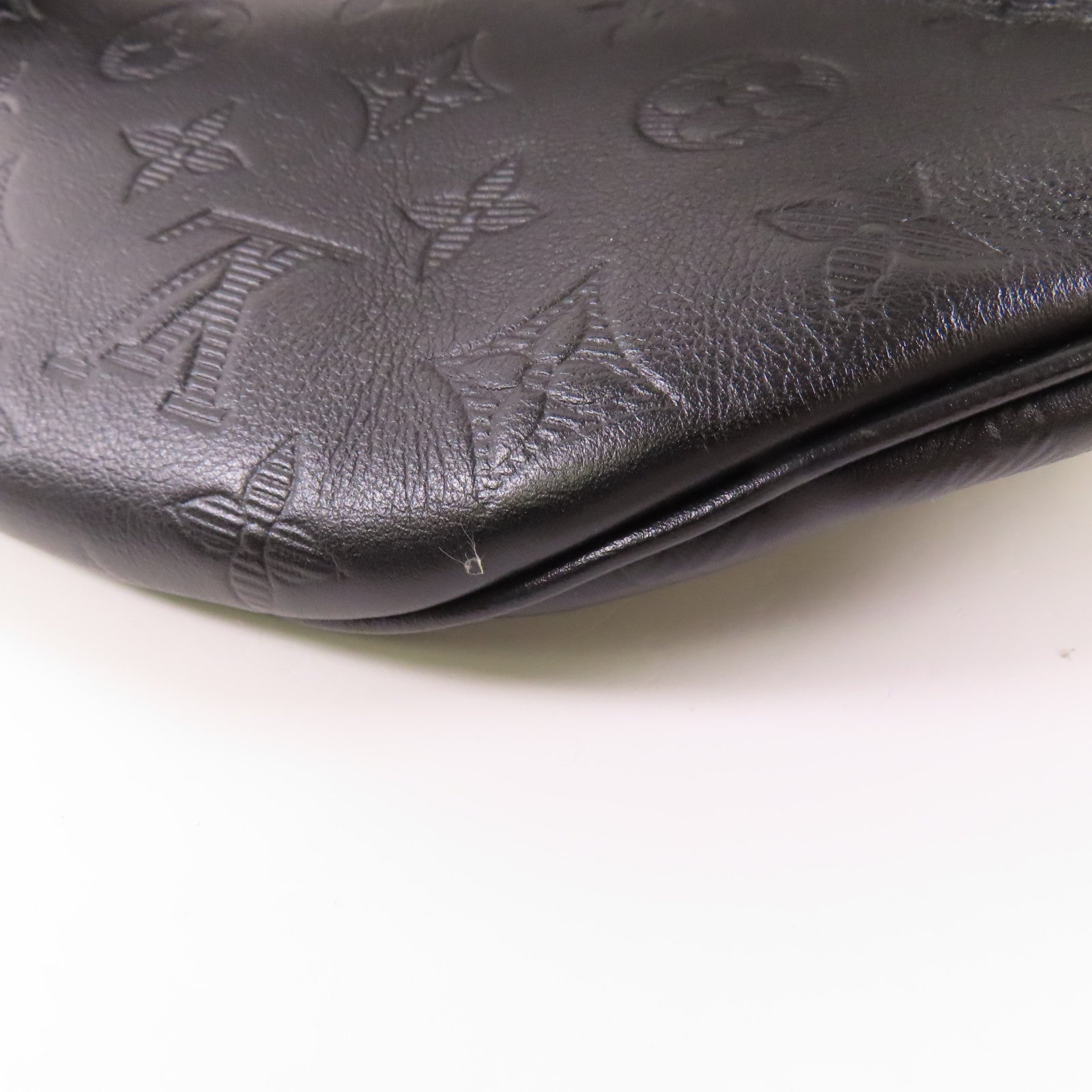 LOUIS VUITTON Monogram Shadow Discovery Bumbag腰包