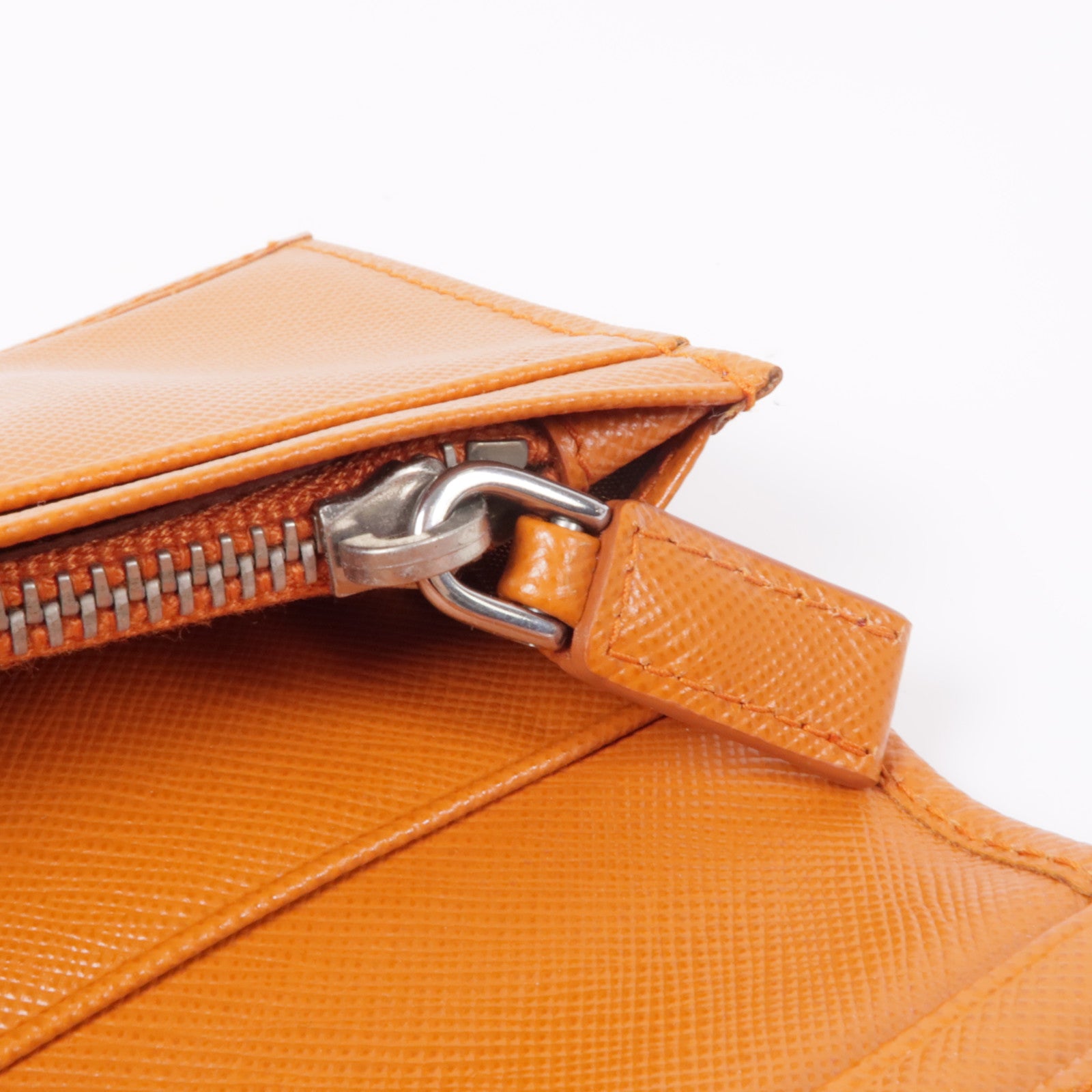 PRADA Saffiano皮革Long Wallet銀扣長錢包