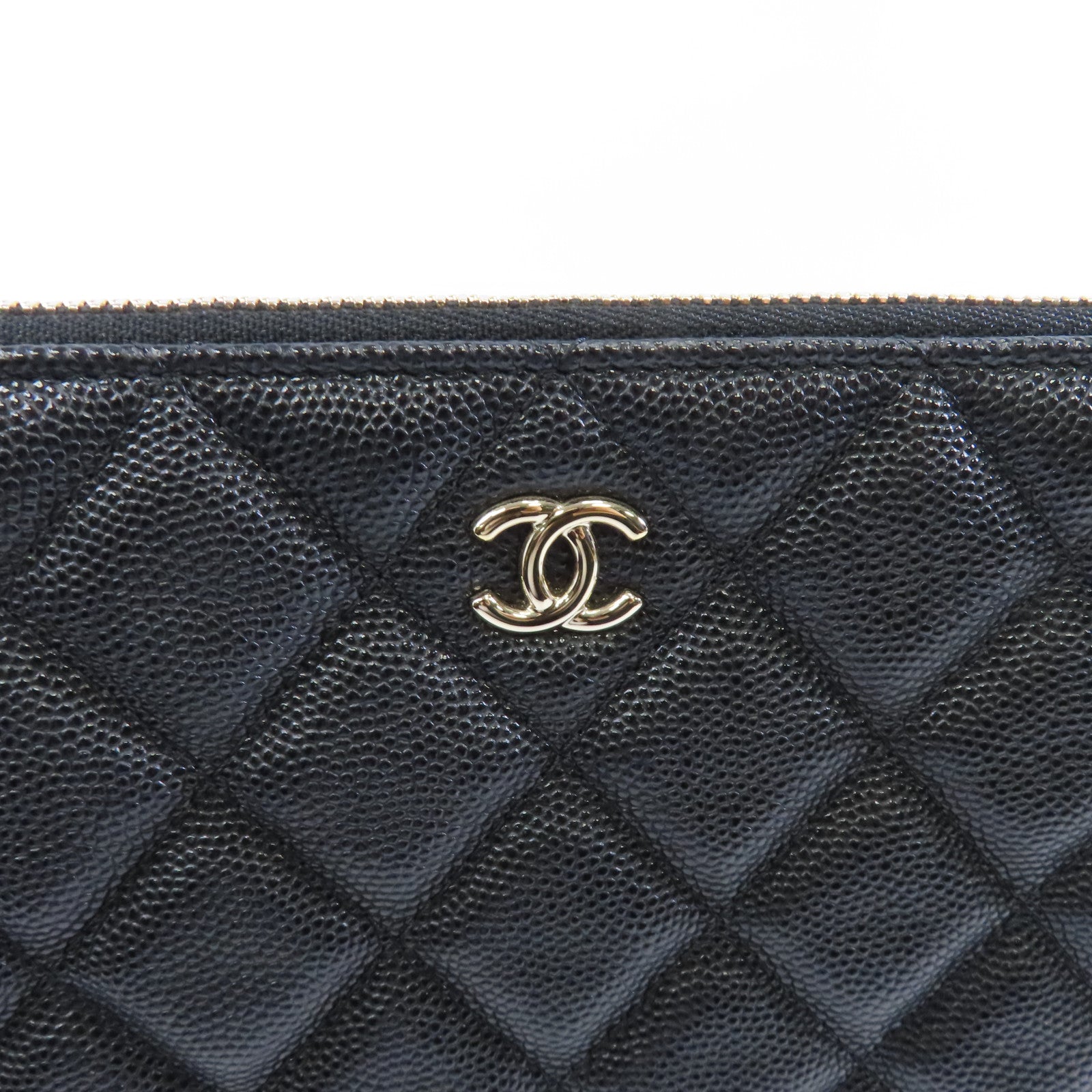 CHANEL 菱格Caviar皮革Classic Large Zipper Pouch金扣手拿包黑色